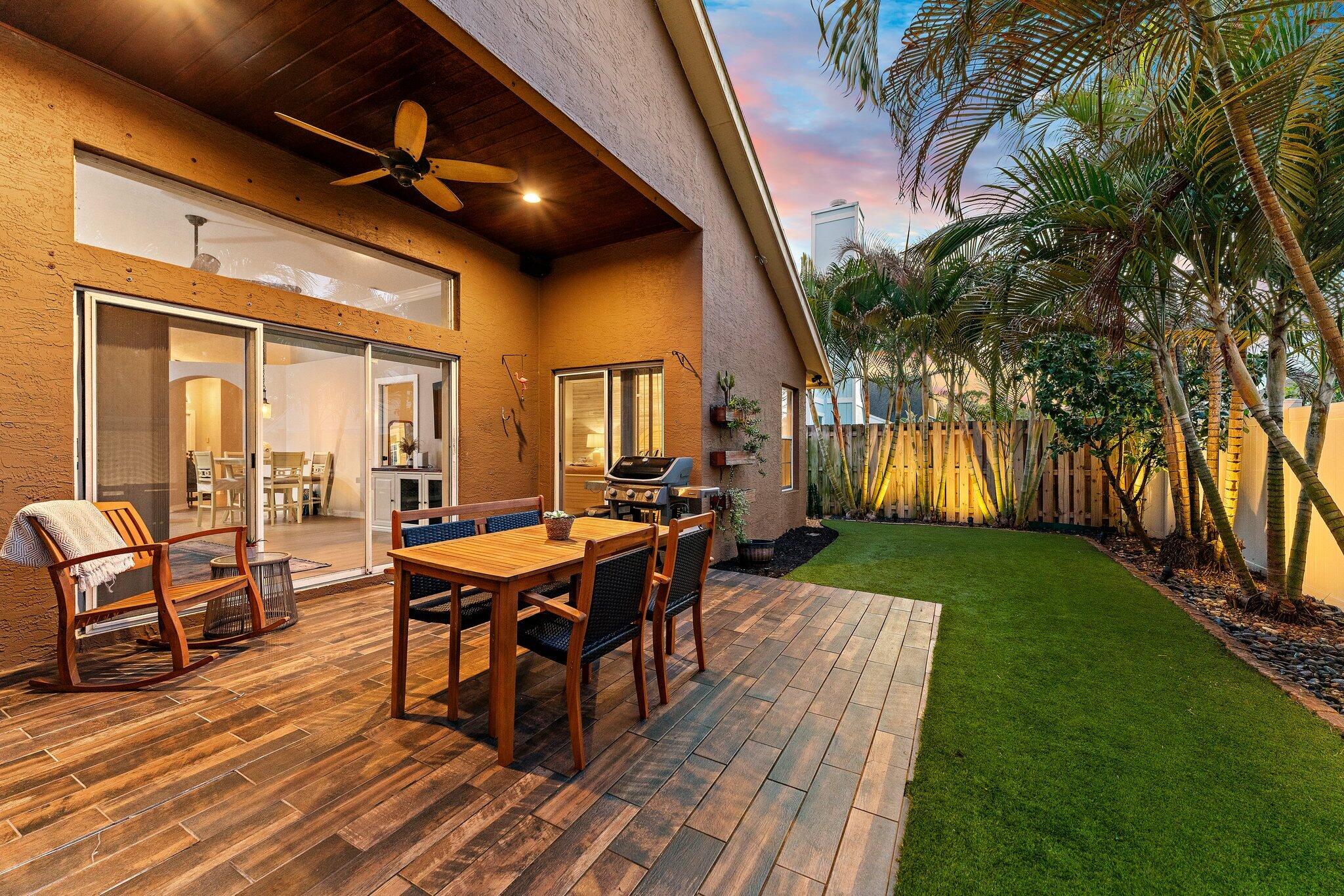 NORTH PALM BEACH HEIGHTS - Residential