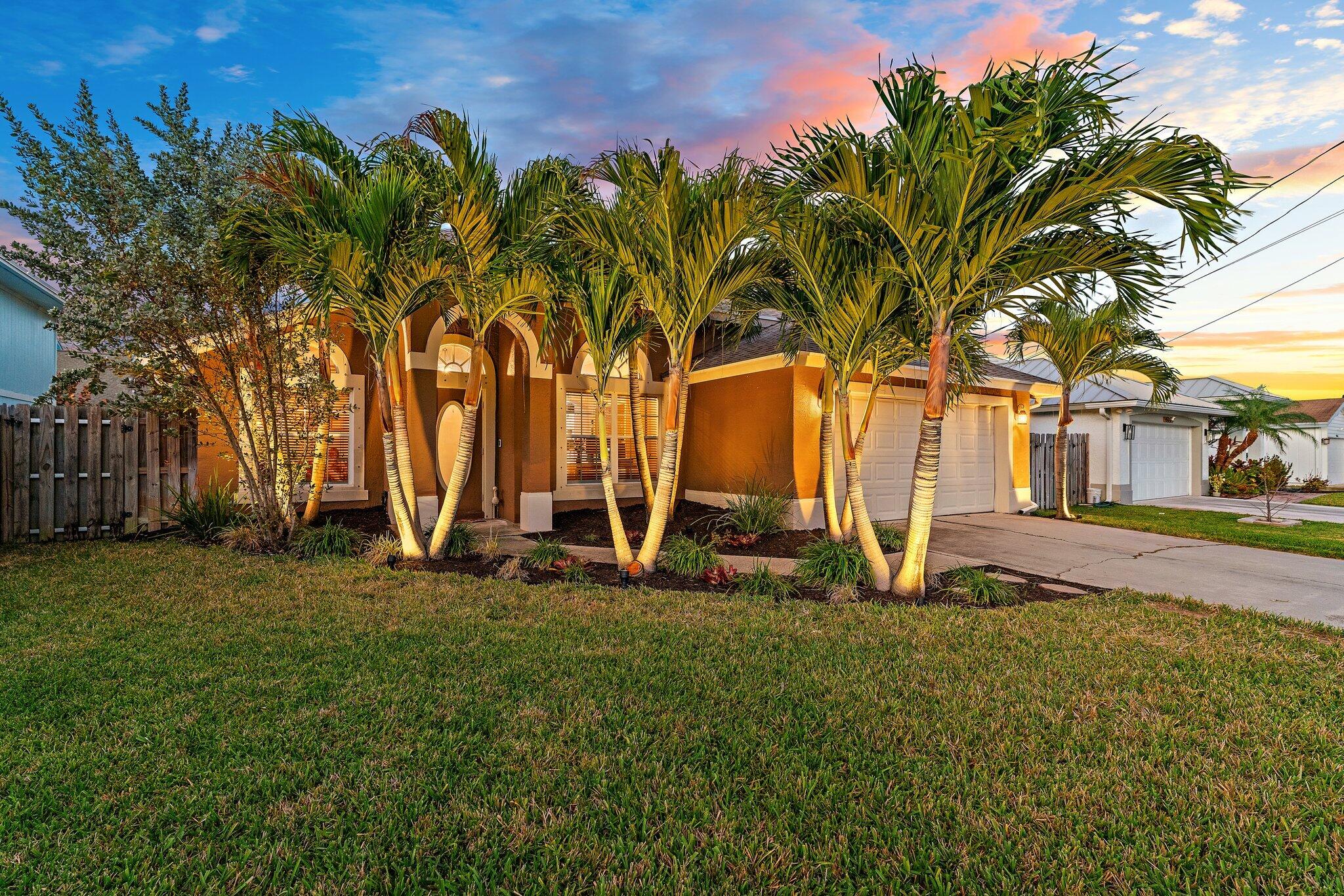 NORTH PALM BEACH HEIGHTS - Residential