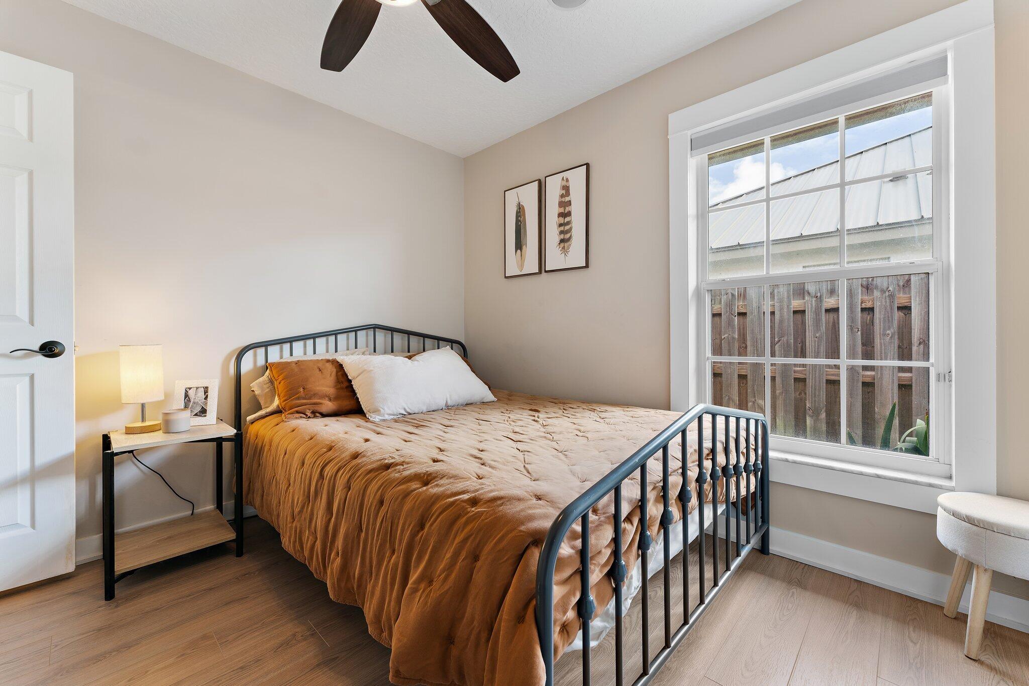 NORTH PALM BEACH HEIGHTS - Residential