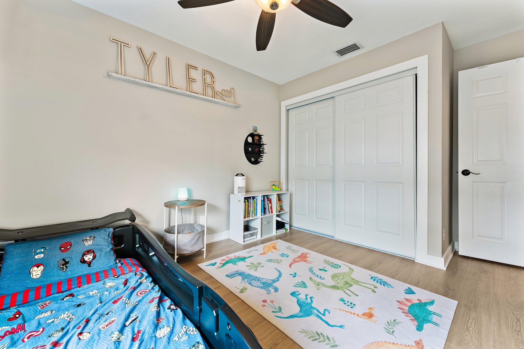 NORTH PALM BEACH HEIGHTS - Residential