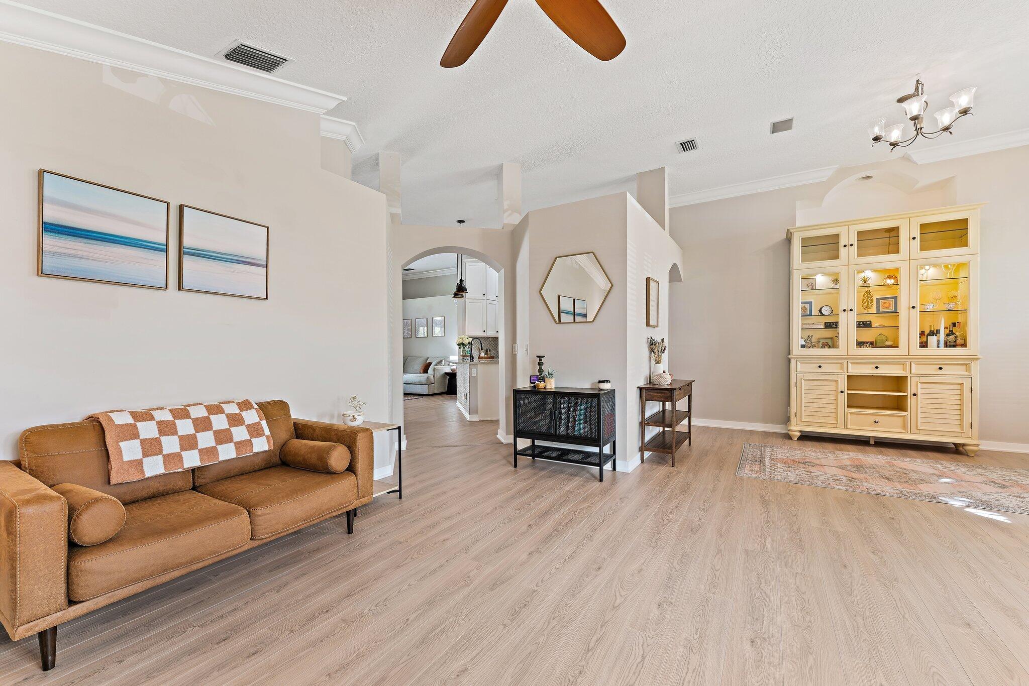 NORTH PALM BEACH HEIGHTS - Residential