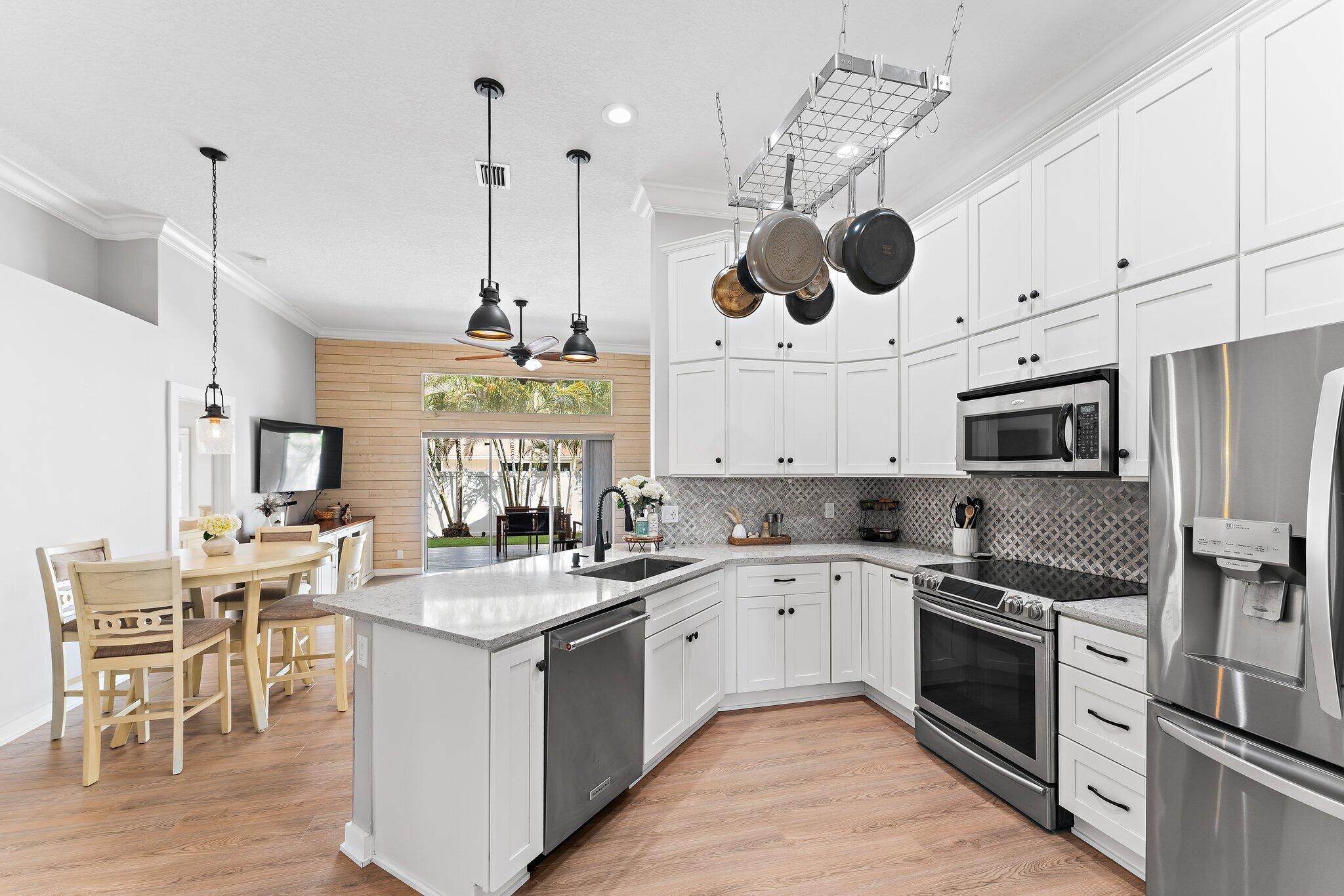 NORTH PALM BEACH HEIGHTS - Residential