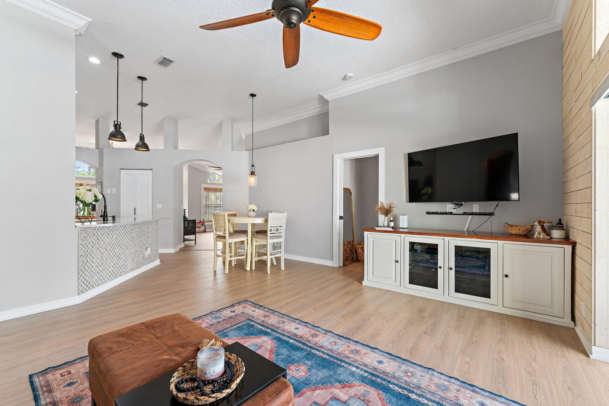 NORTH PALM BEACH HEIGHTS - Residential