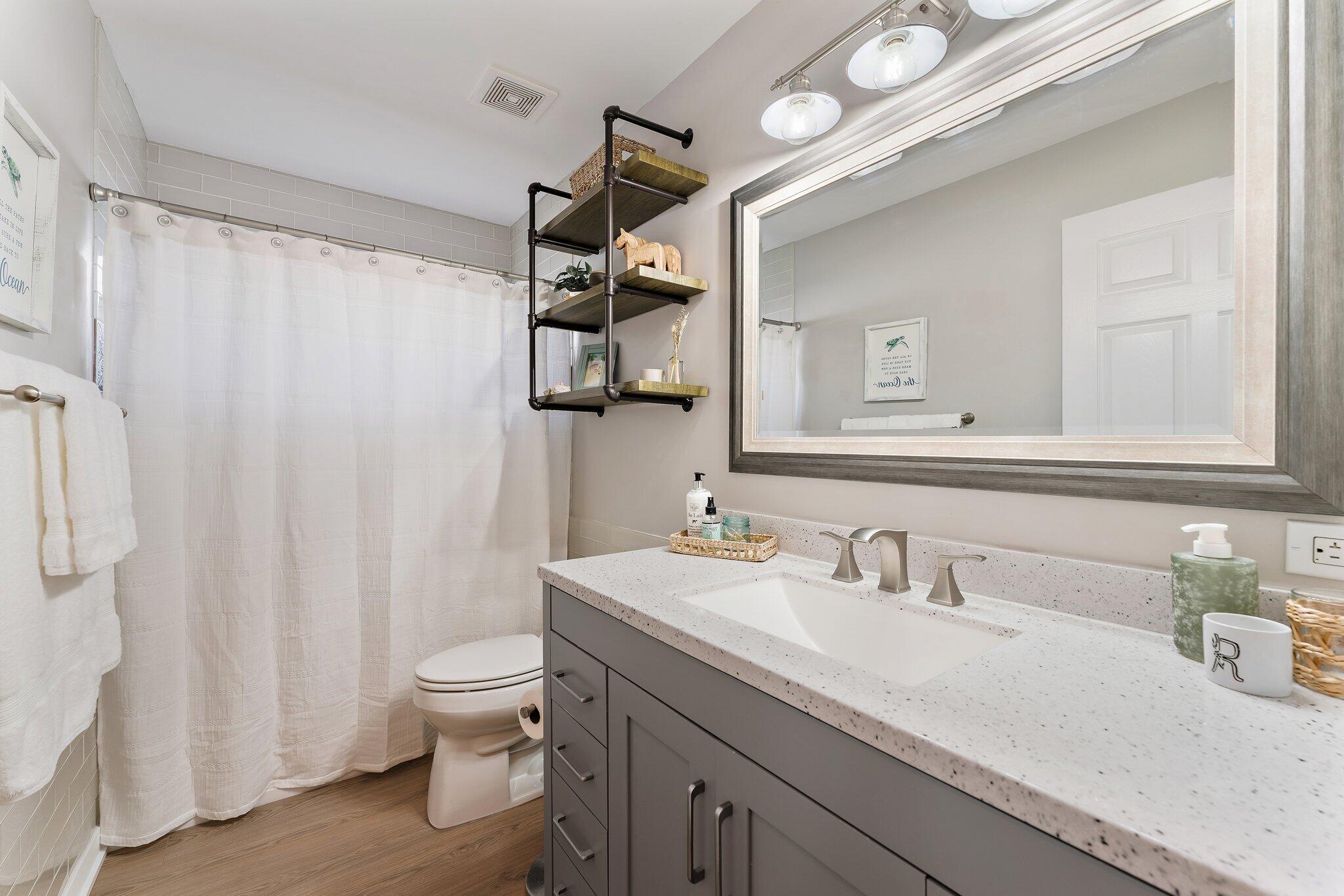 NORTH PALM BEACH HEIGHTS - Residential