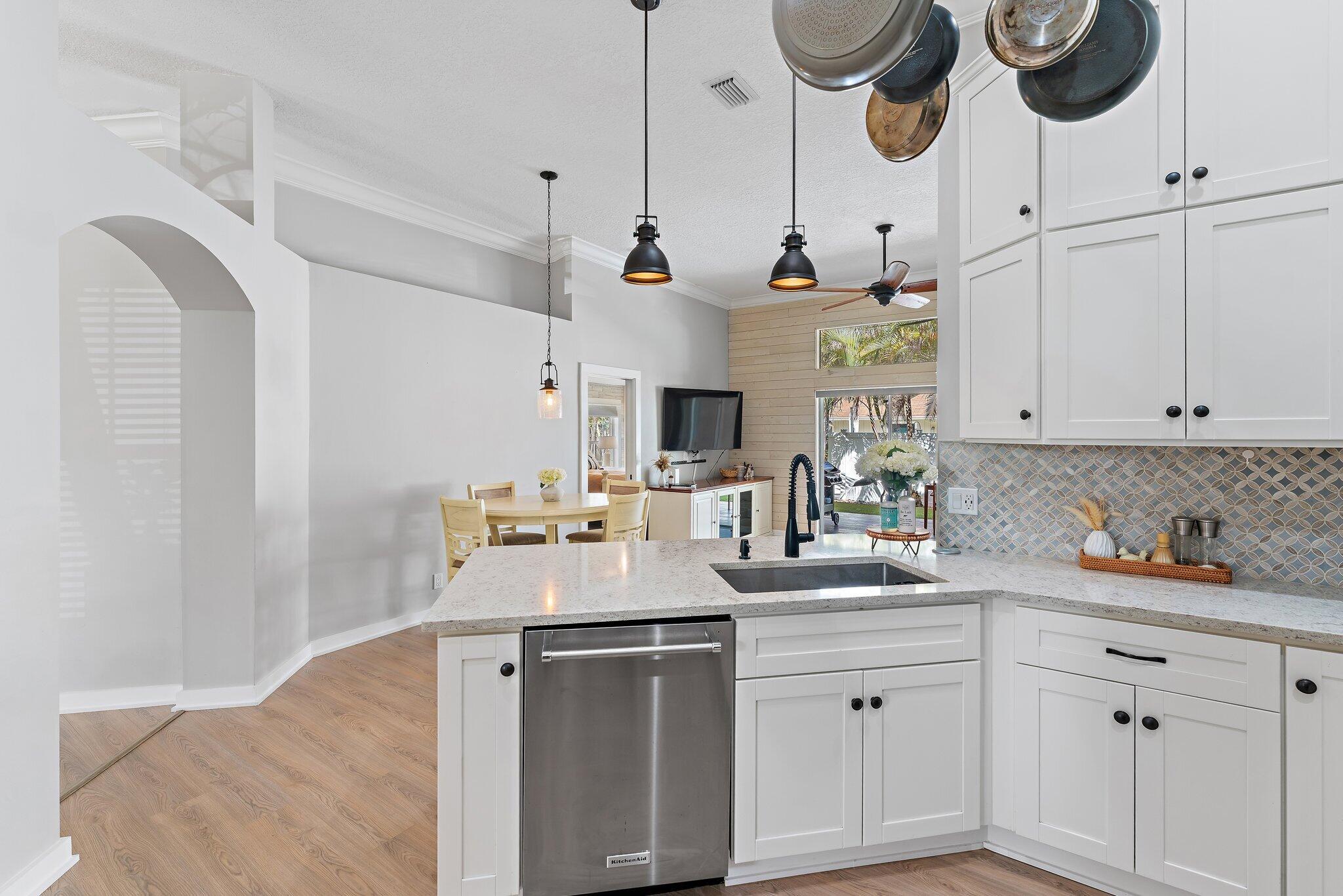 NORTH PALM BEACH HEIGHTS - Residential