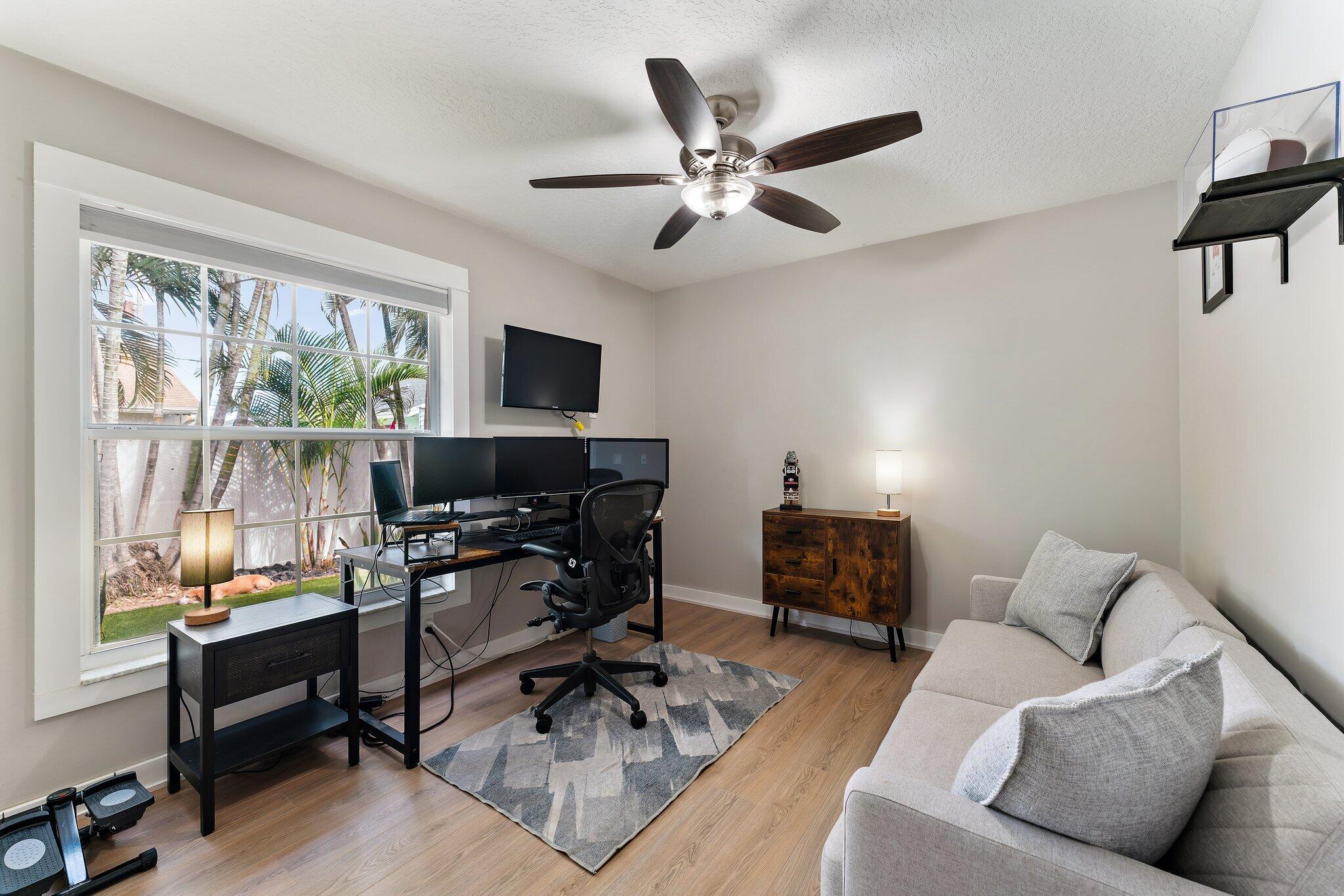 NORTH PALM BEACH HEIGHTS - Residential