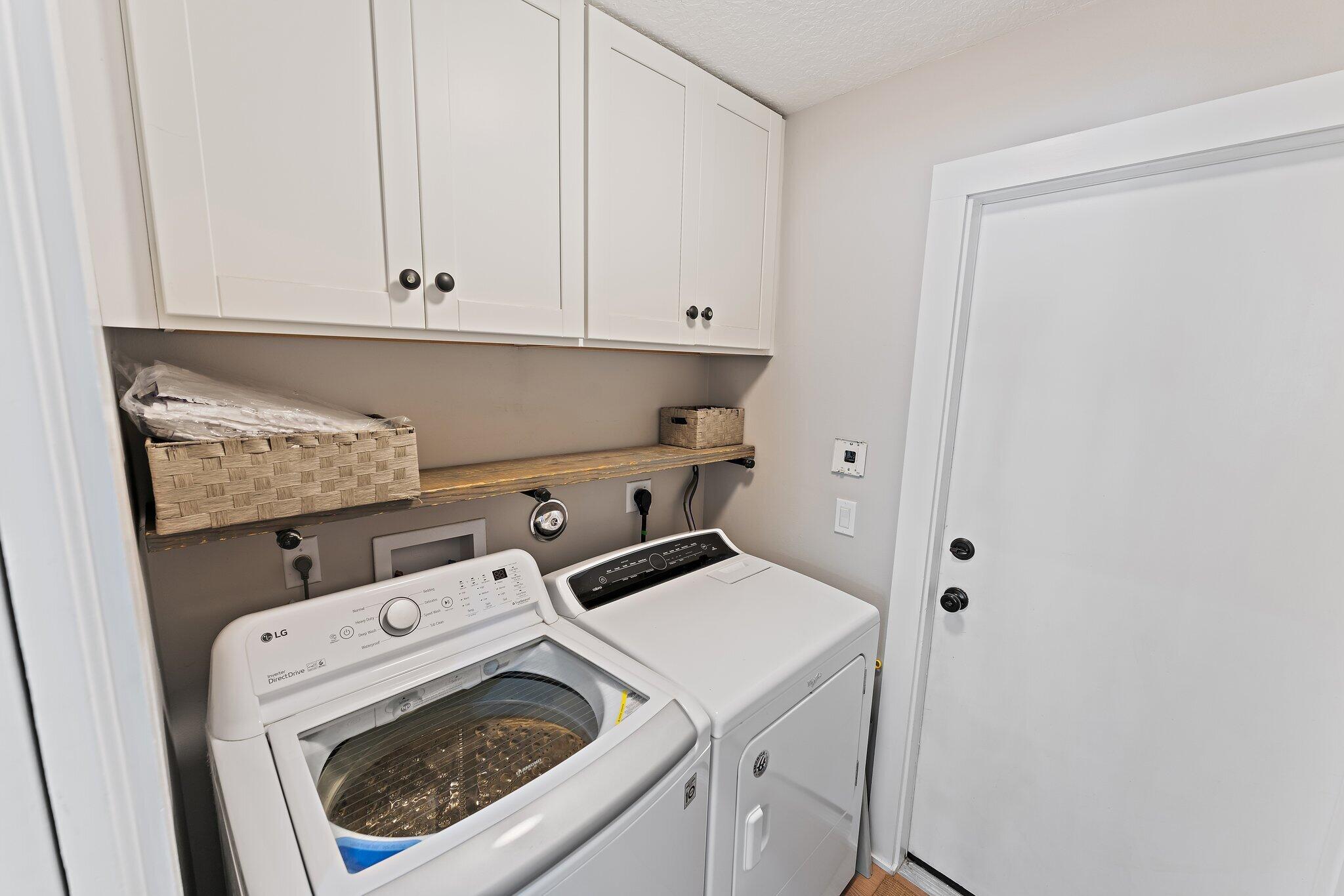 NORTH PALM BEACH HEIGHTS - Residential