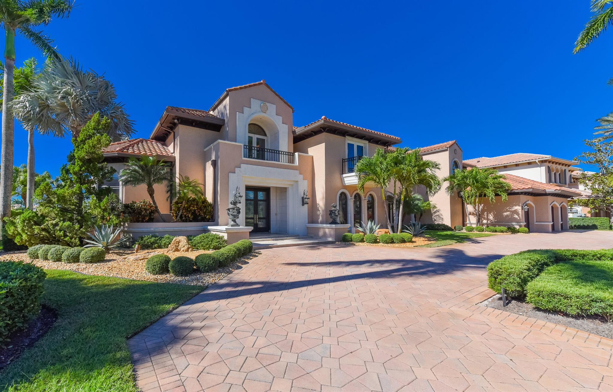 ST ANDREWS COUNTRY CLUB - Residential