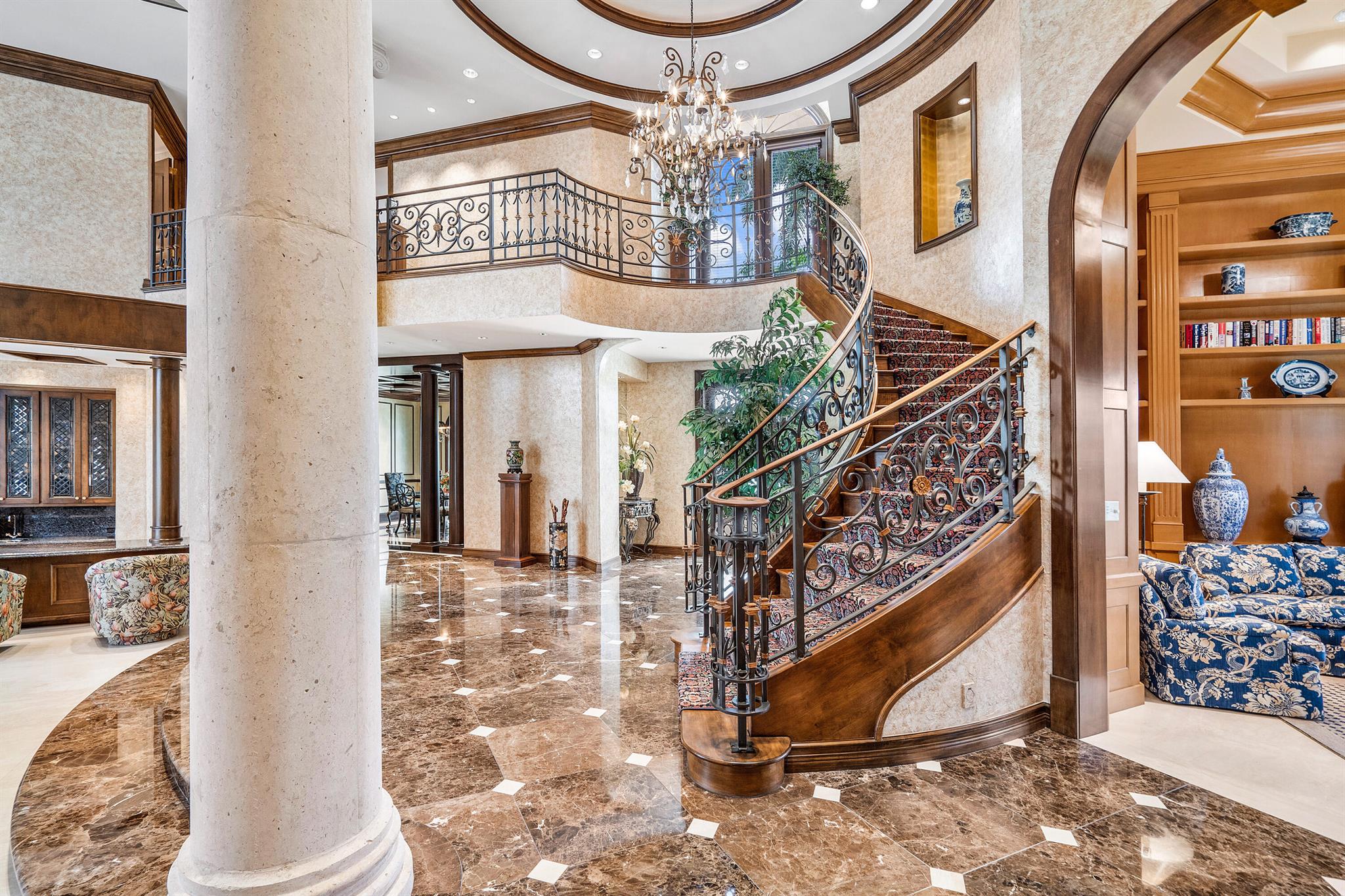 ST ANDREWS COUNTRY CLUB - Residential