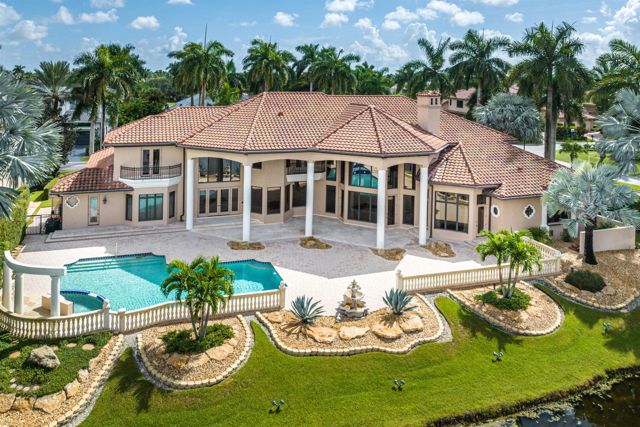 ST ANDREWS COUNTRY CLUB - Residential