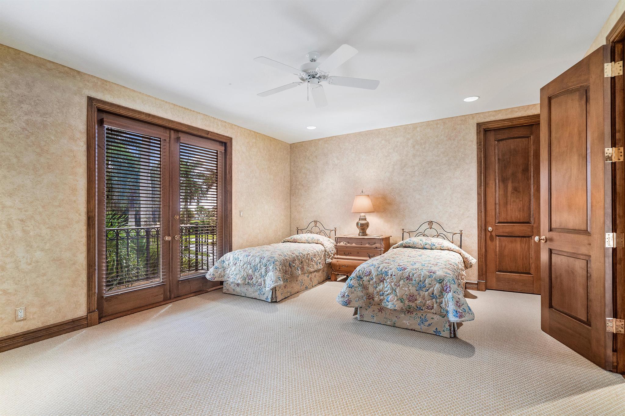 ST ANDREWS COUNTRY CLUB - Residential