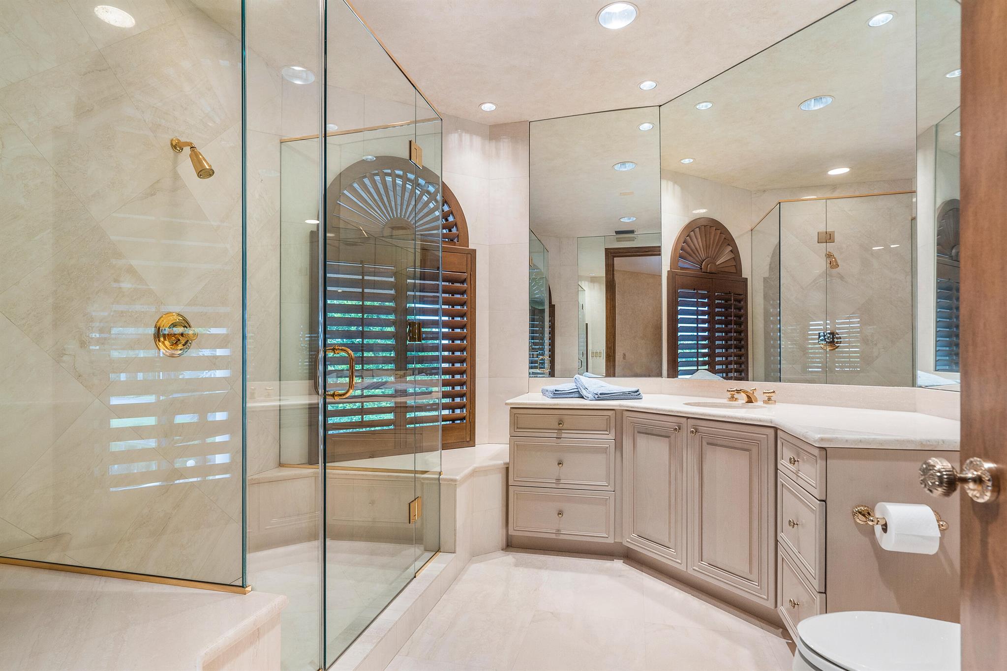 ST ANDREWS COUNTRY CLUB - Residential