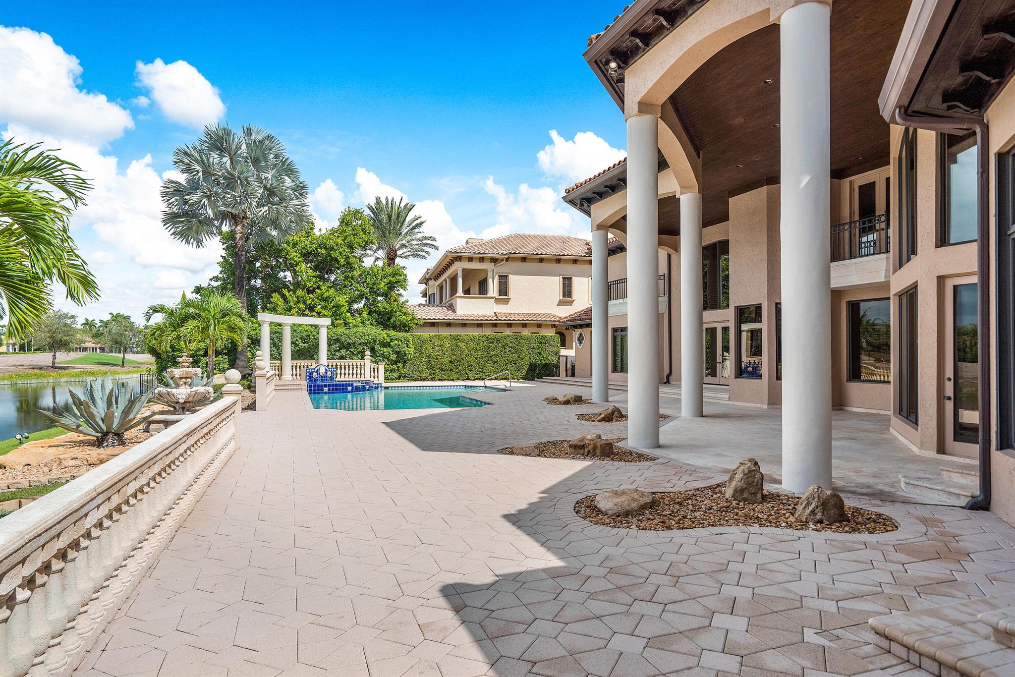 ST ANDREWS COUNTRY CLUB - Residential