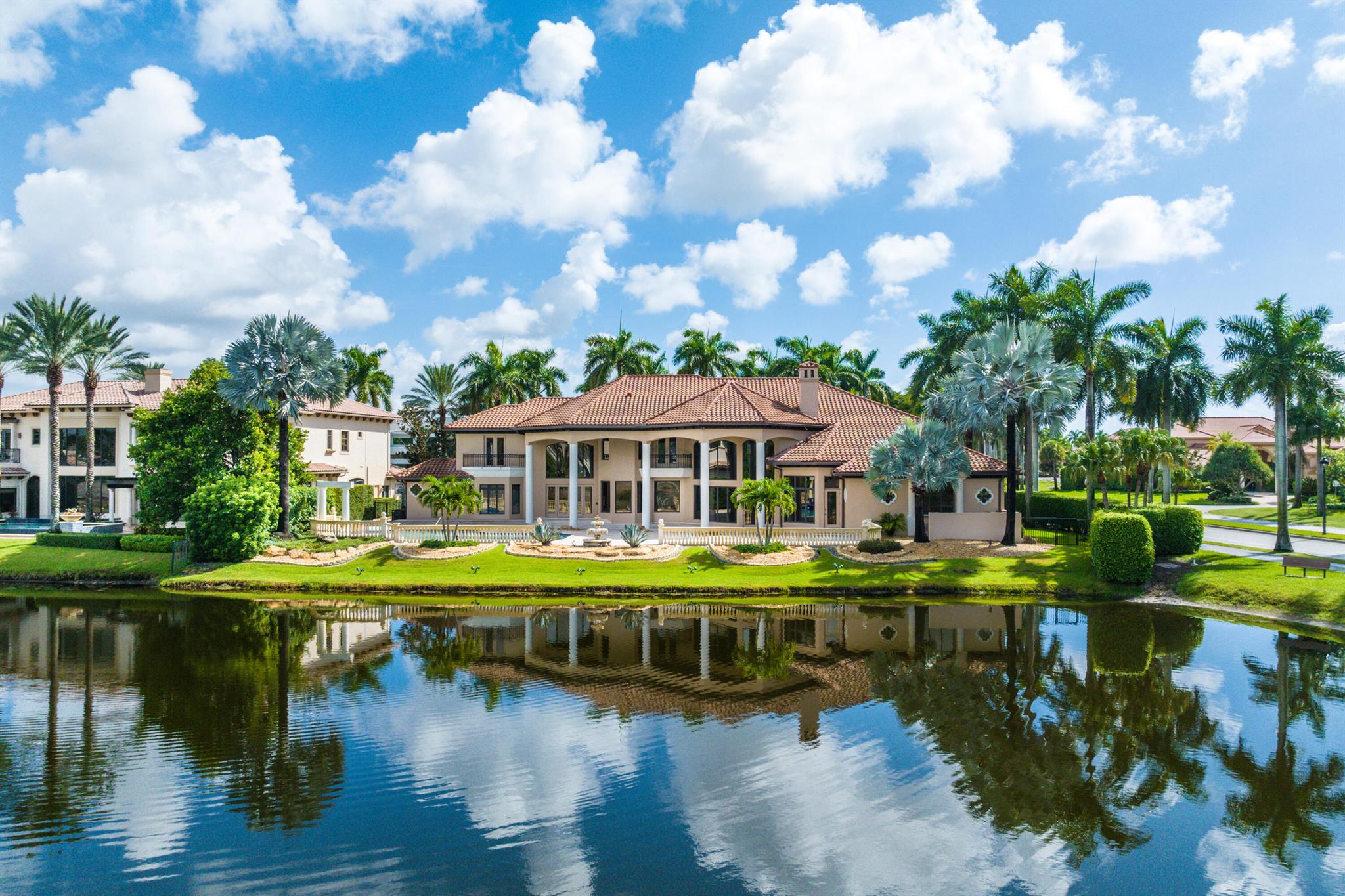 ST ANDREWS COUNTRY CLUB - Residential