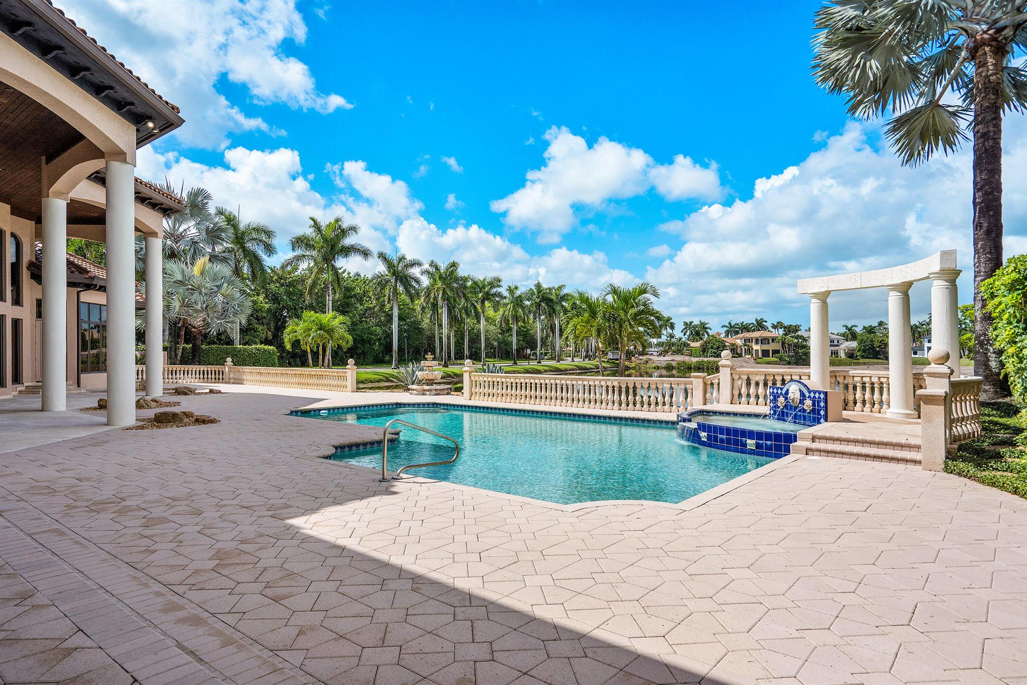 ST ANDREWS COUNTRY CLUB - Residential