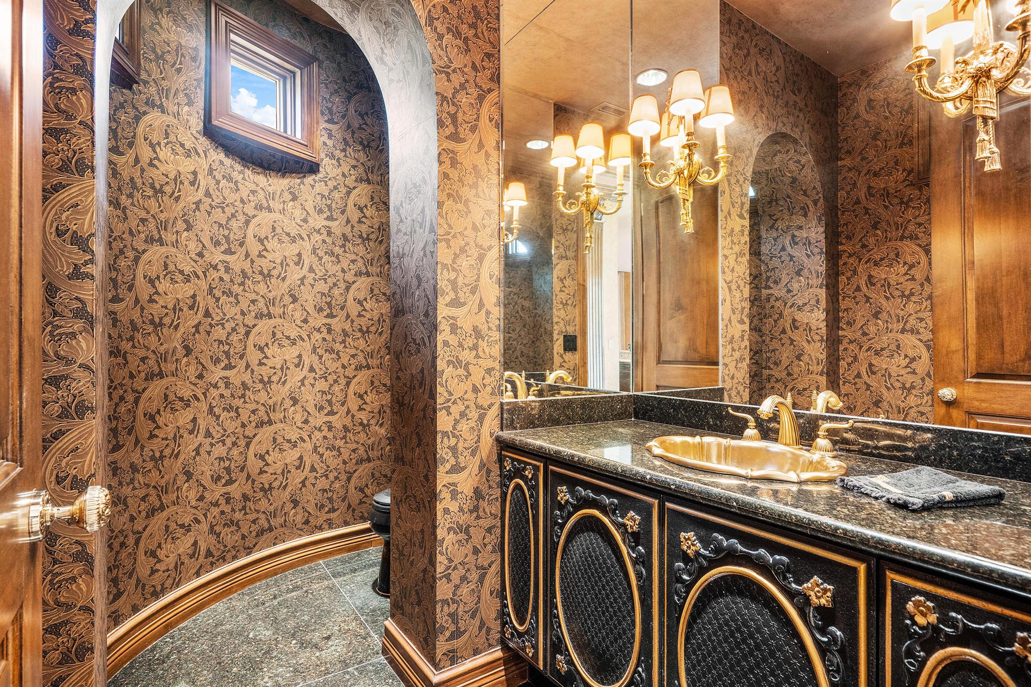 ST ANDREWS COUNTRY CLUB - Residential