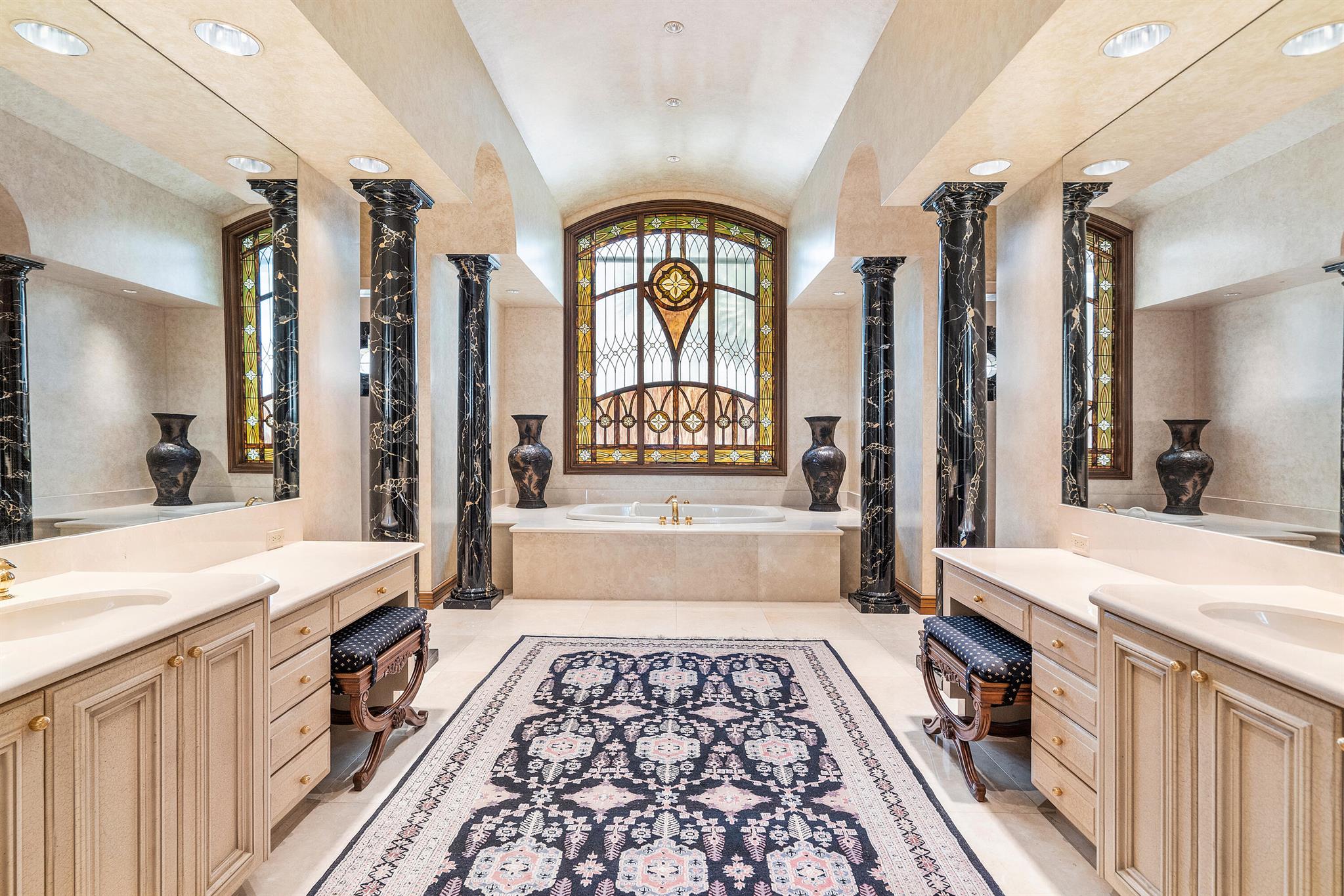 ST ANDREWS COUNTRY CLUB - Residential