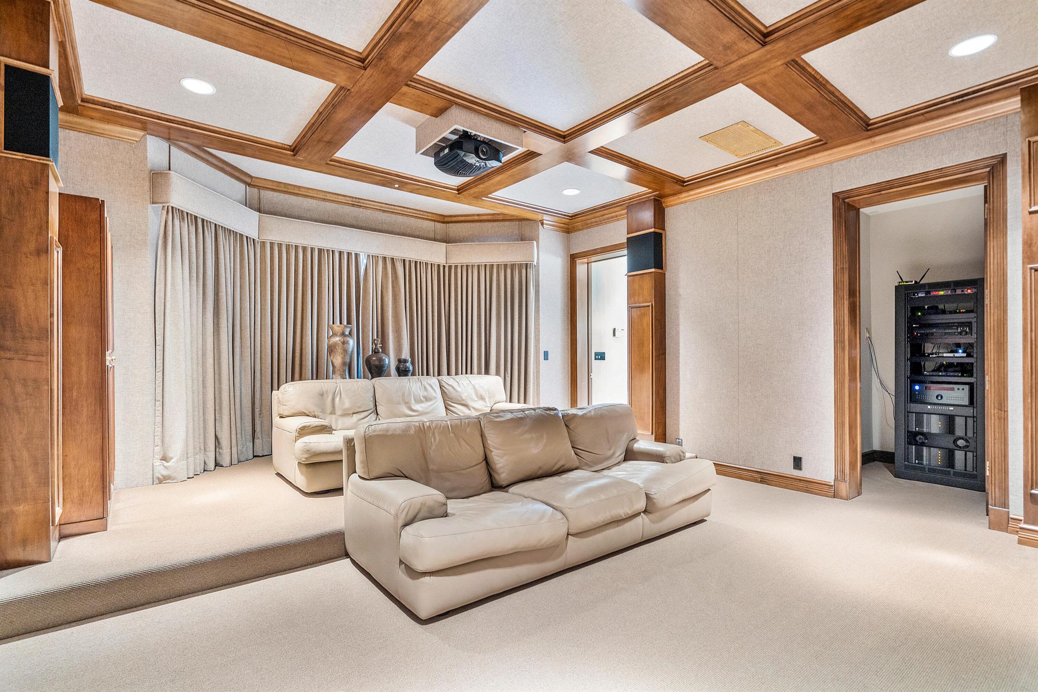 ST ANDREWS COUNTRY CLUB - Residential