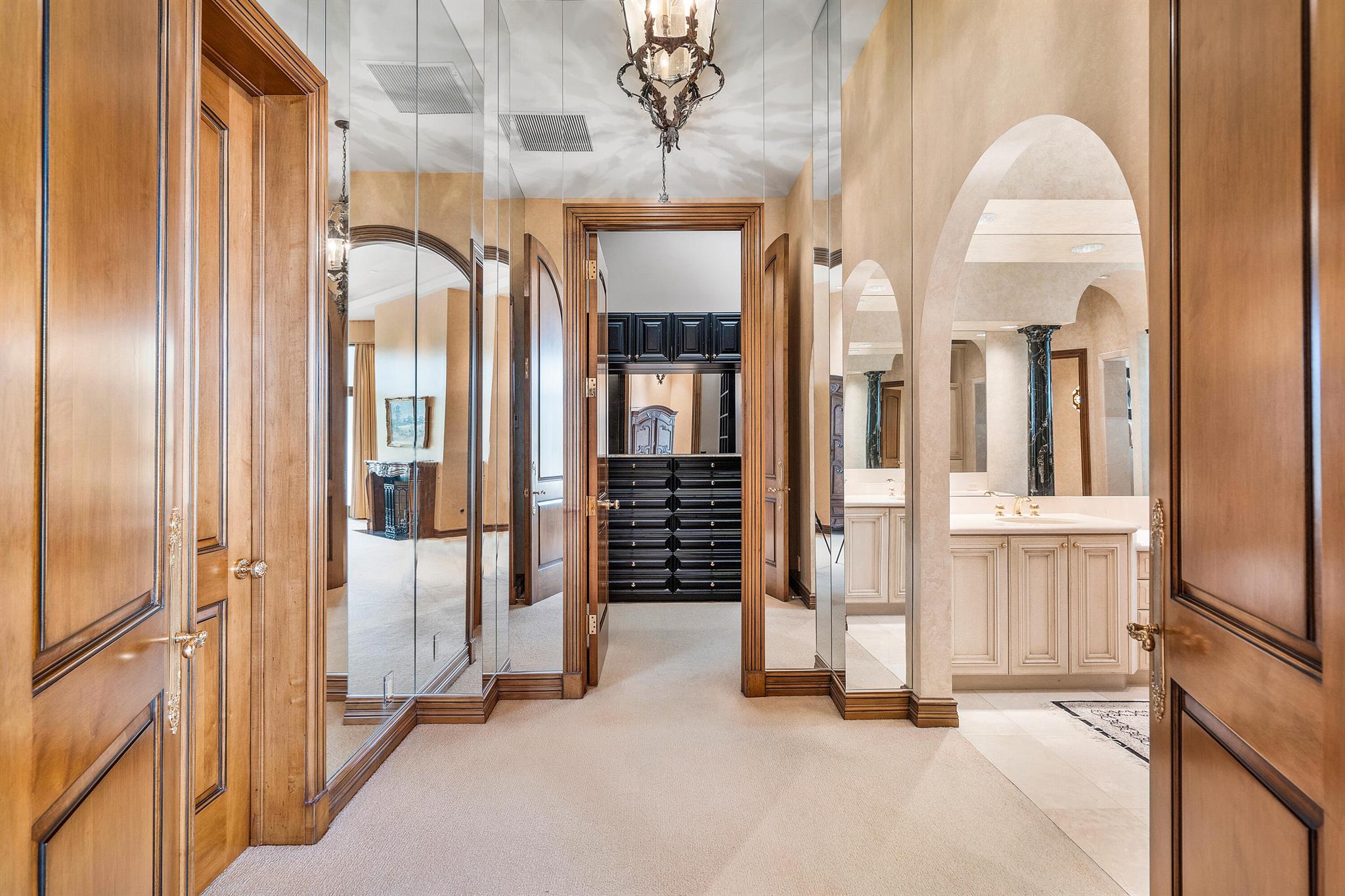 ST ANDREWS COUNTRY CLUB - Residential