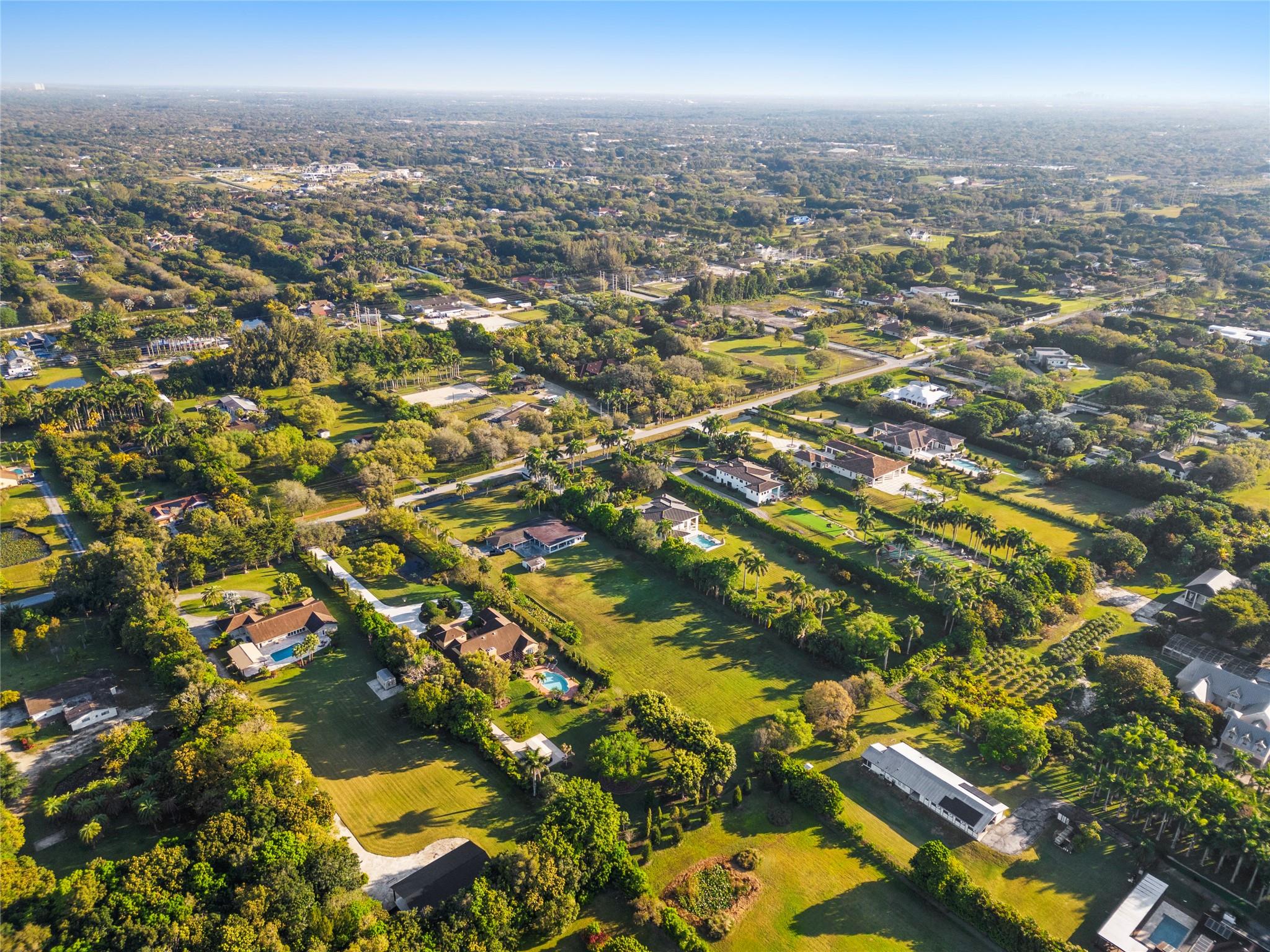 SUNSHINE RANCHES - Residential