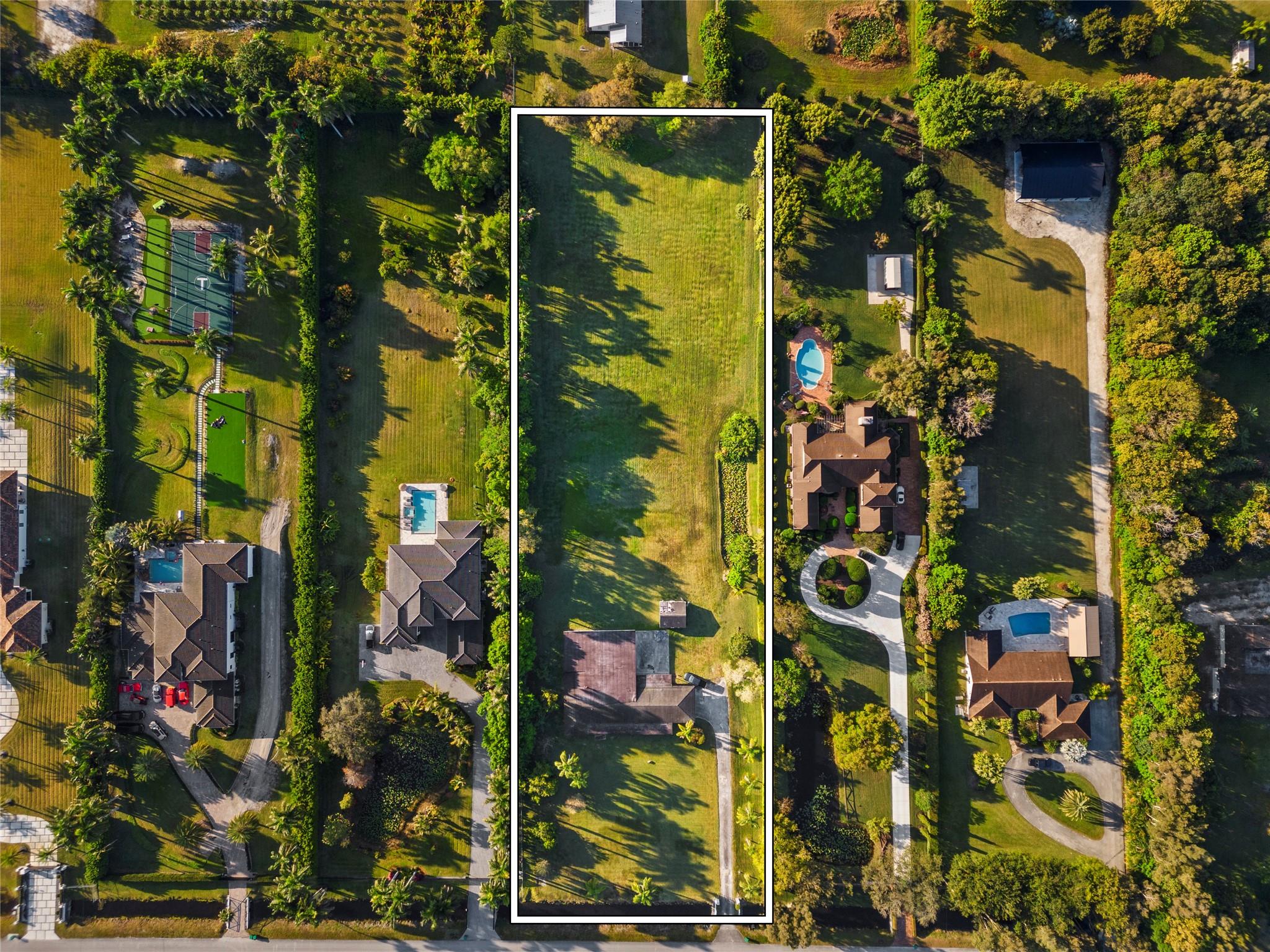 SUNSHINE RANCHES - Residential