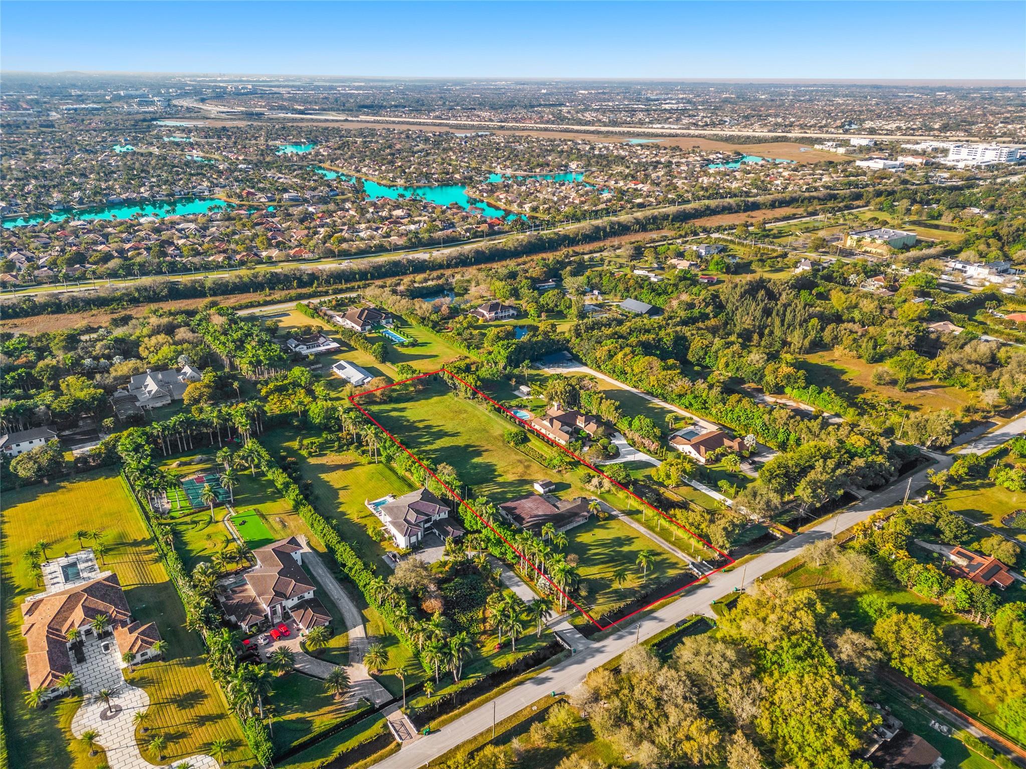 SUNSHINE RANCHES - Residential