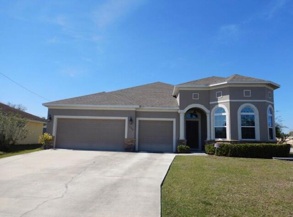 Photo of 1602 SW Pancoast Street St, Port St Lucie, FL 34987 (MLS # R10779020)