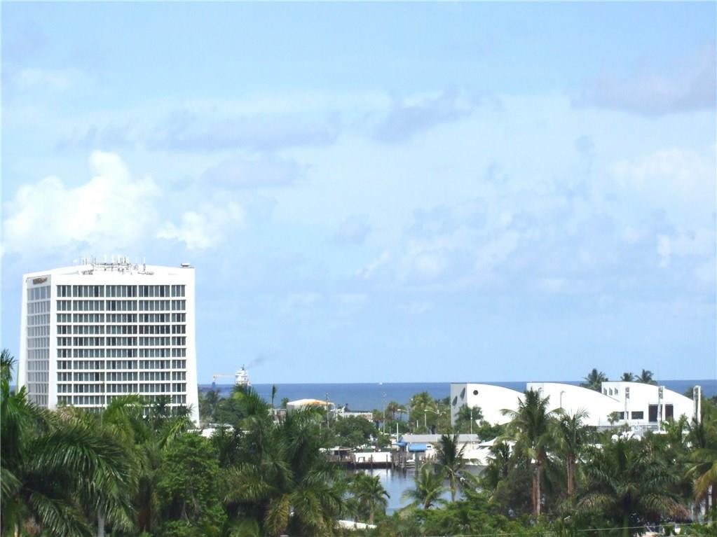 Riviera Towers - Residential