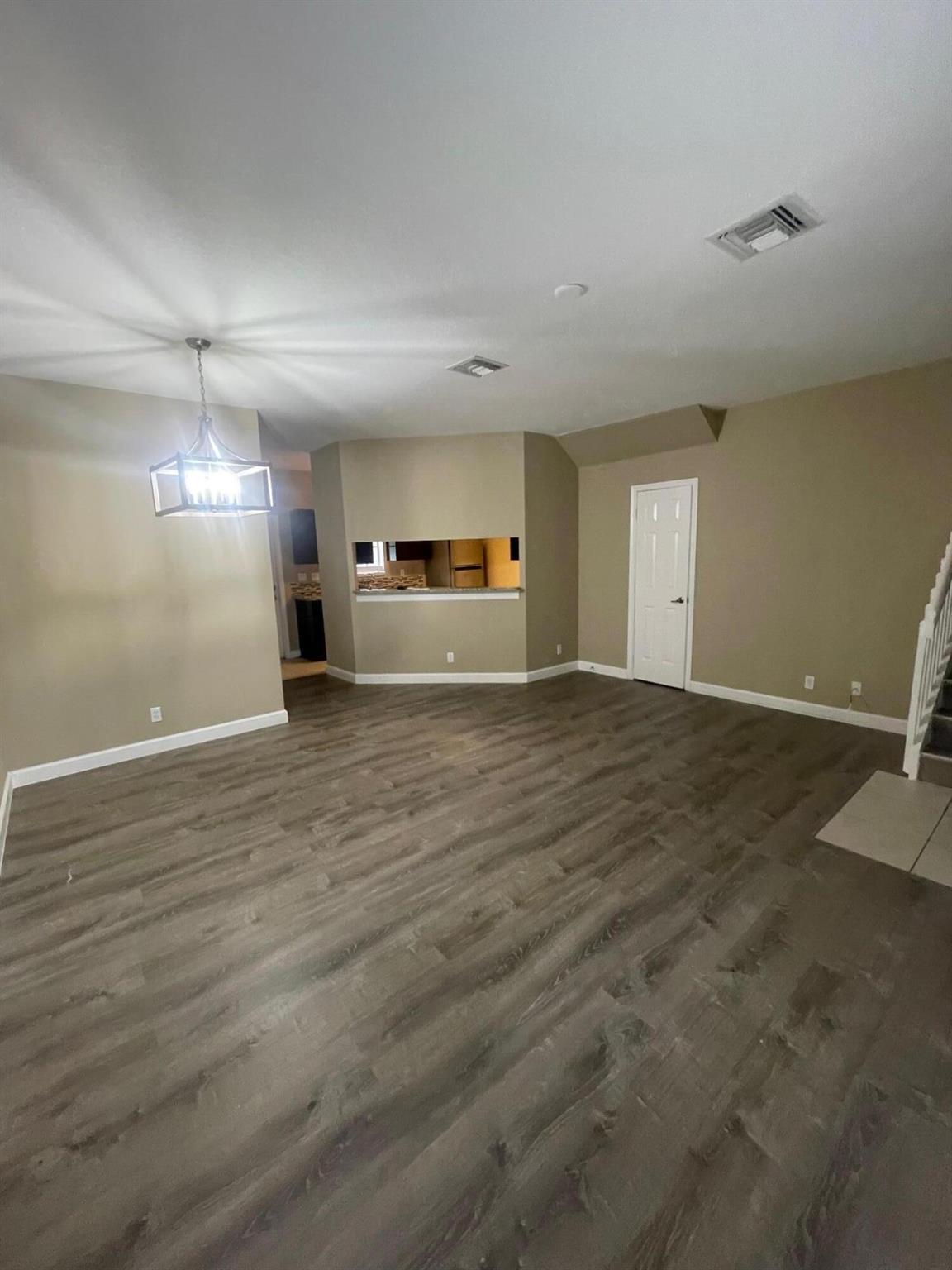 Beautiful Townhome renovated kitchen , stainless steel appliances, granite countertop, updated home