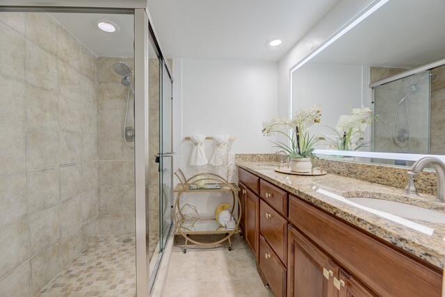 WATERFORD COURTYARDS ADDITION - Residential Lease
