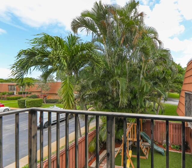 WATERFORD COURTYARDS ADDITION - Residential Lease