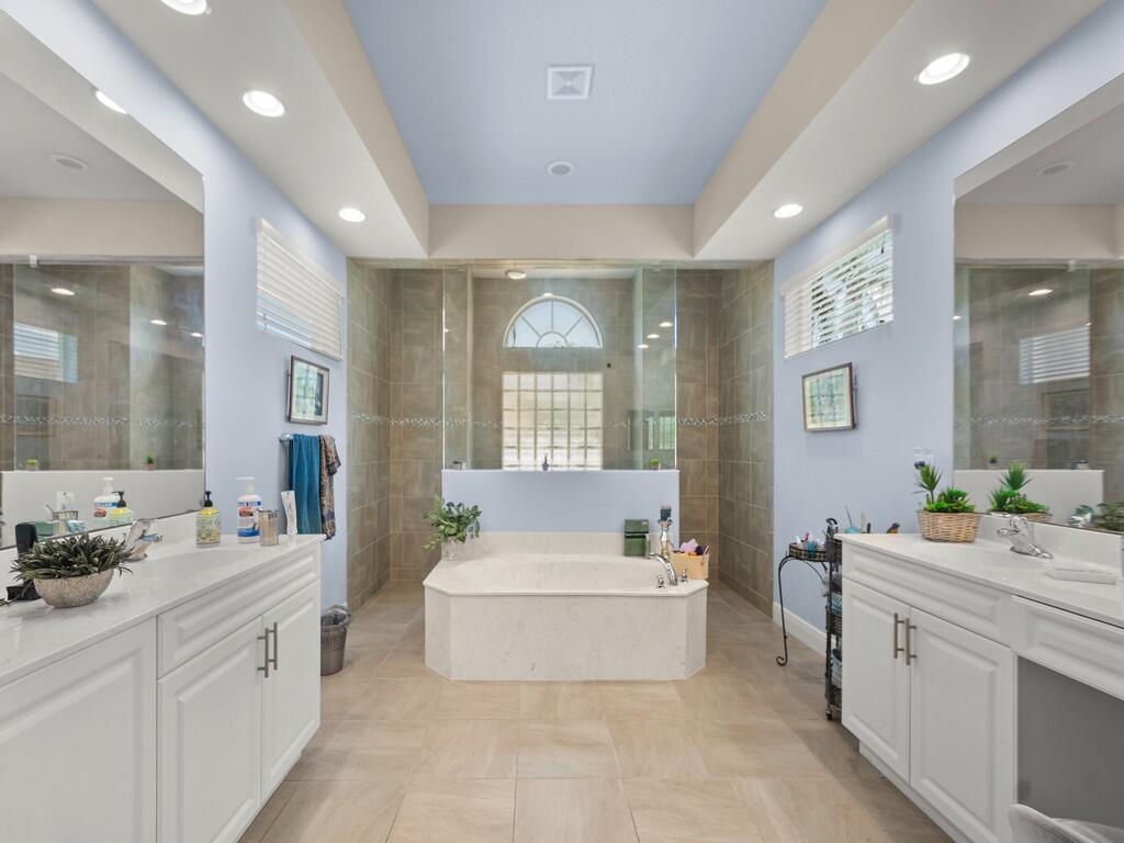 ASHLEY LAKES SUBDIVISION - Residential