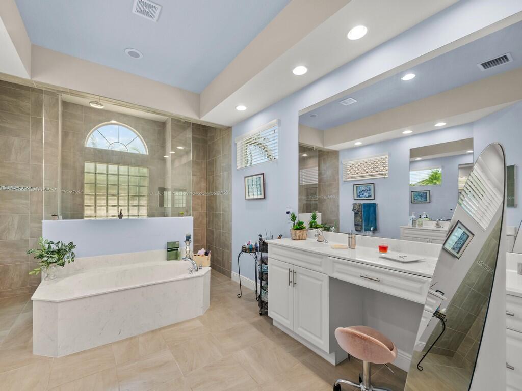 ASHLEY LAKES SUBDIVISION - Residential