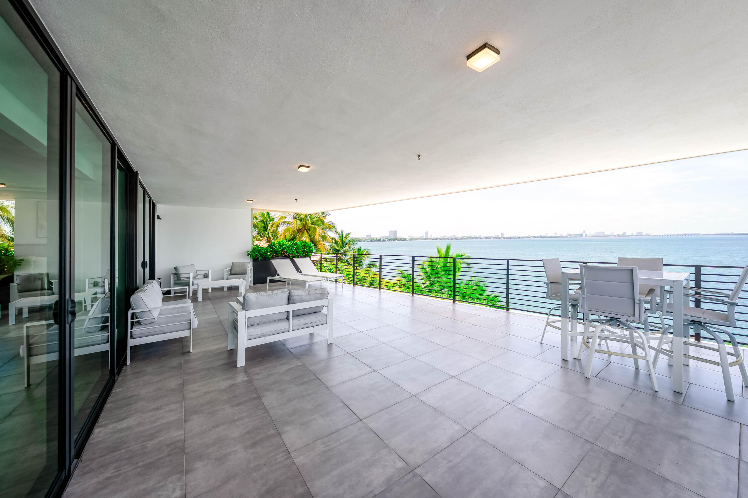 ISLE OF NORMANDISLE OF NORMANDY - Residential