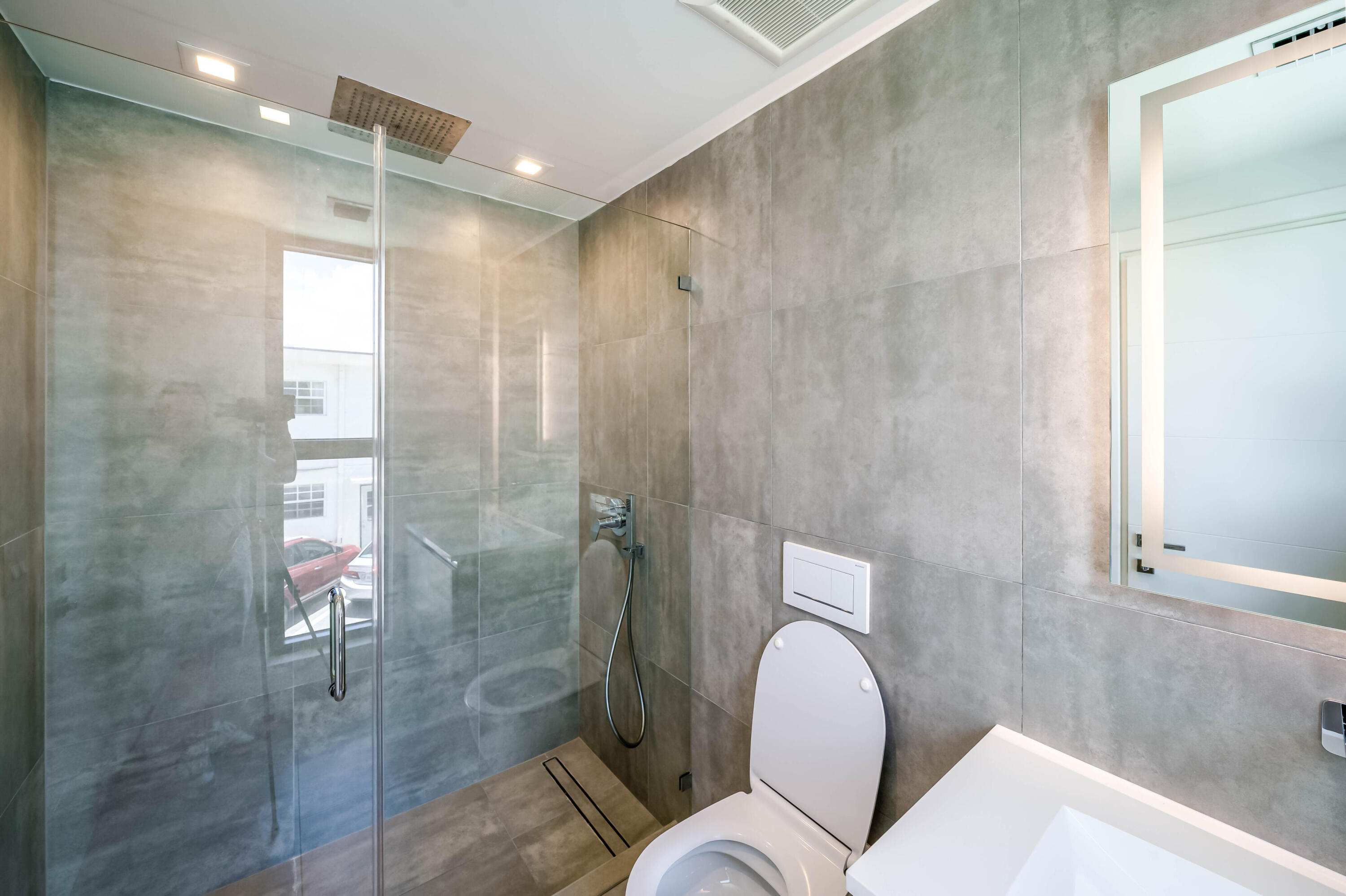 ISLE OF NORMANDISLE OF NORMANDY - Residential