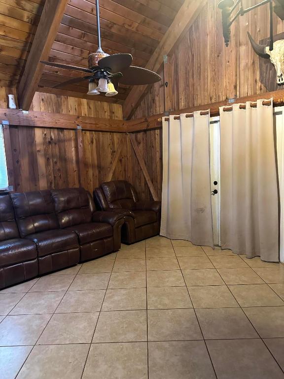 INDIAN RIVER ESTATES UNIT 9 - Residential