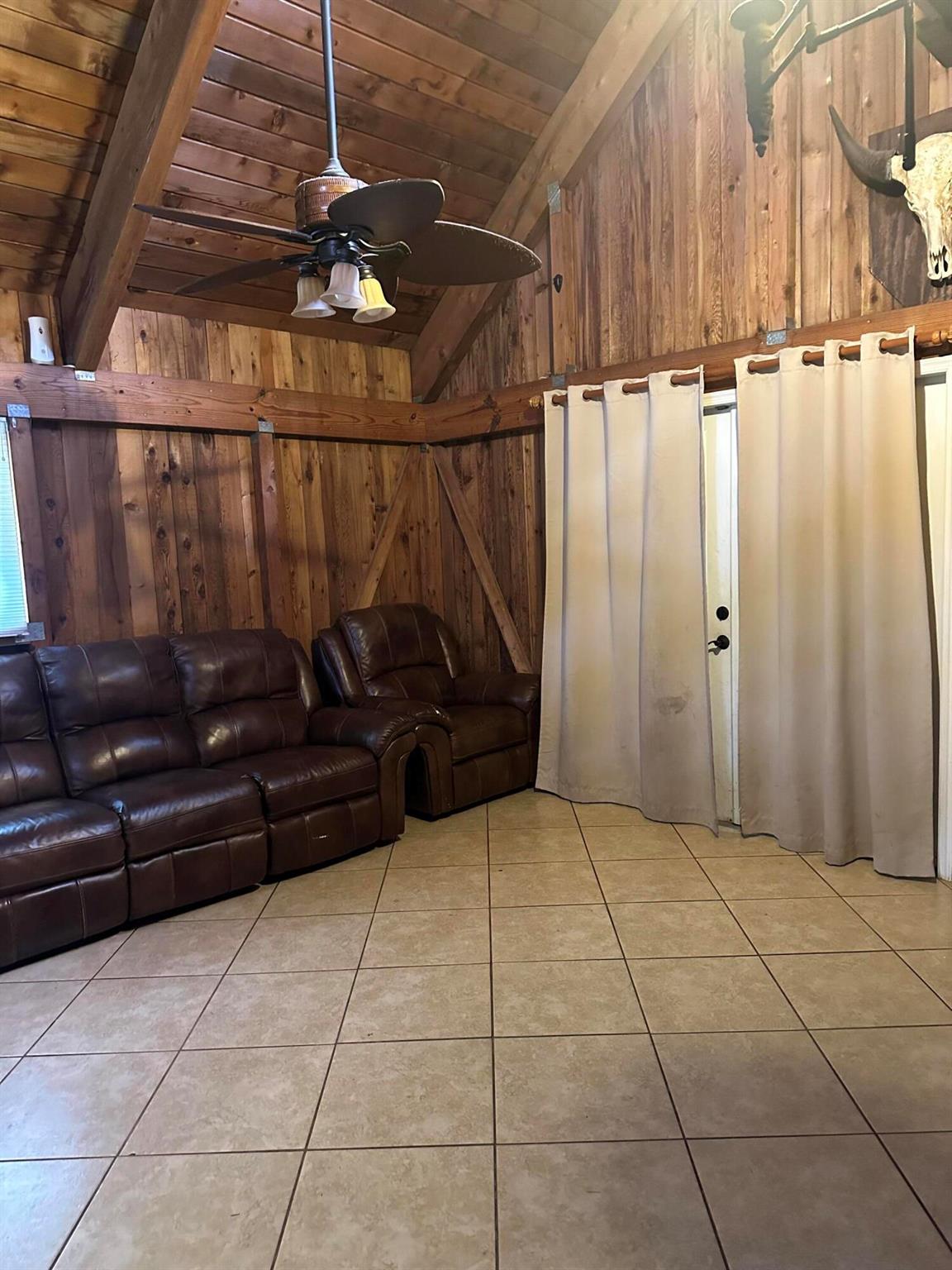 INDIAN RIVER ESTATES UNIT - Residential