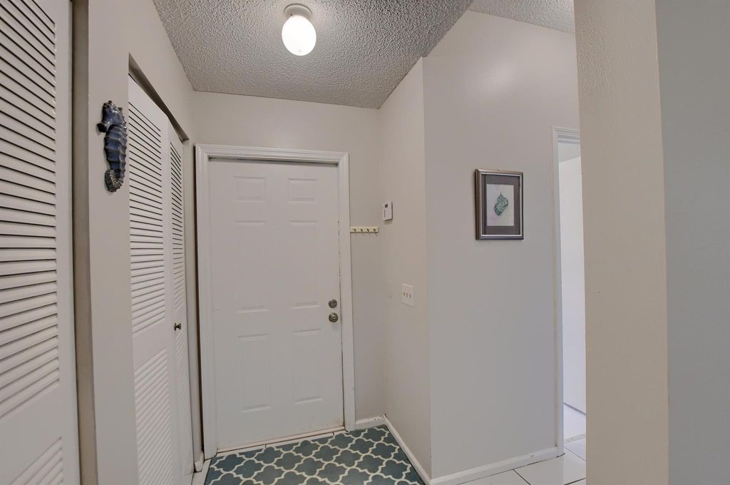 Photo of 6563 Via Regina, Boca Raton, FL 33433 (MLS # R11080012)