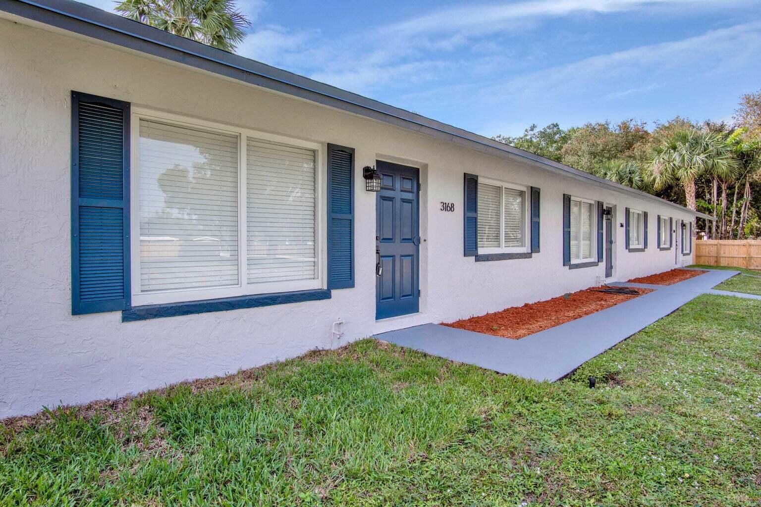 LAGUNA PARK 2 - Residential Lease