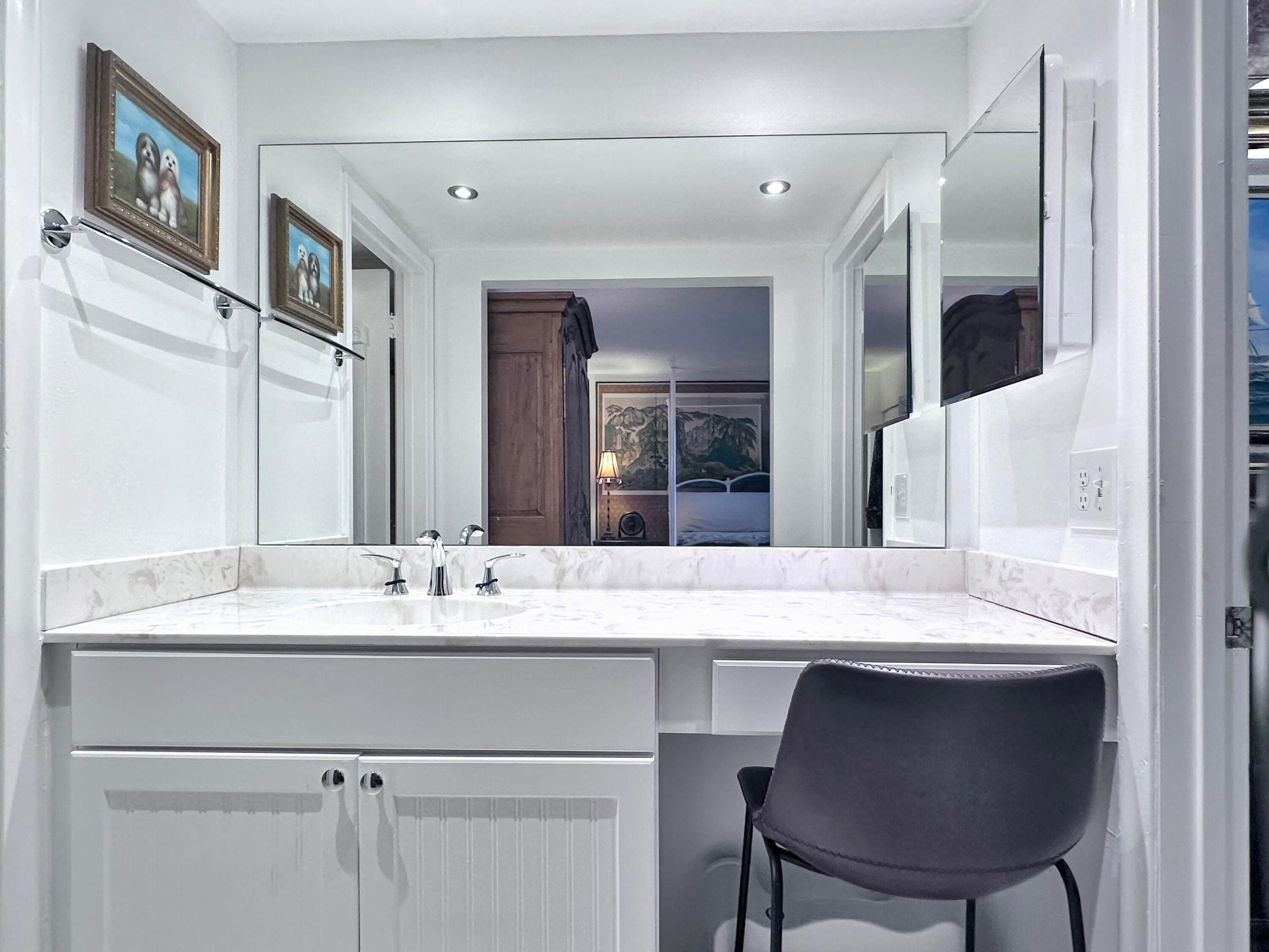 WELLINGTON A THRU H & J THRU M CONDOS - Residential