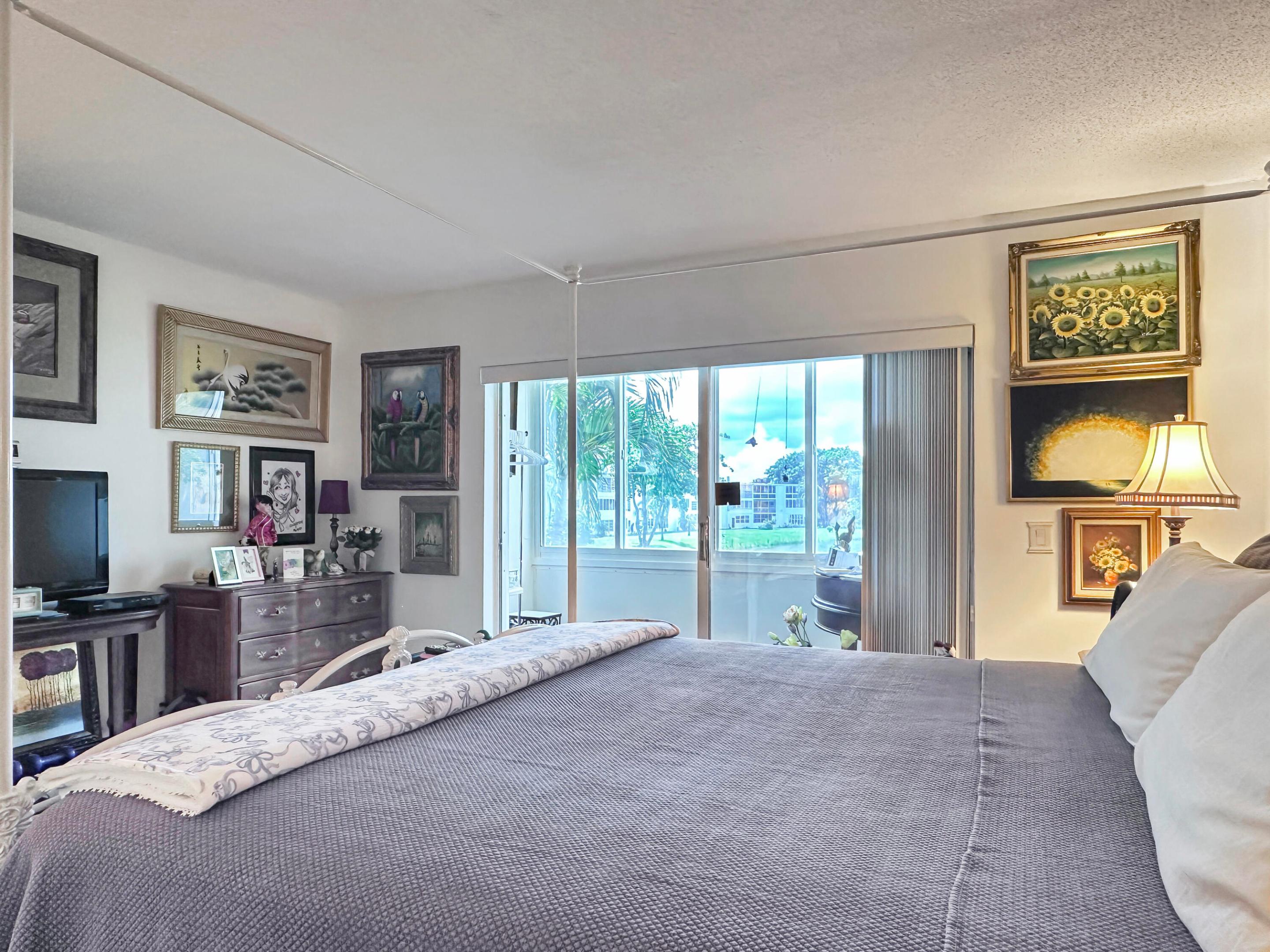 WELLINGTON A THRU H & J THRU M CONDOS - Residential