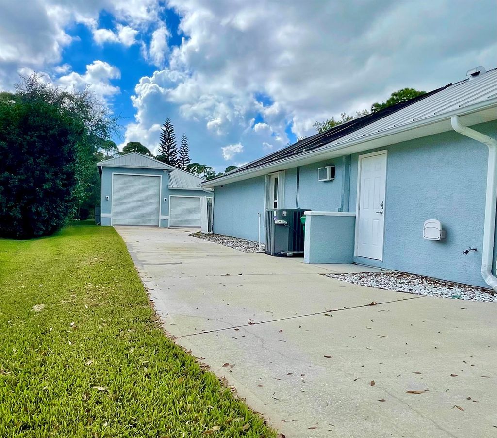 Photo of 4105 Smokey Pines Court, Fort Pierce, FL 34951 (MLS # R10917949)