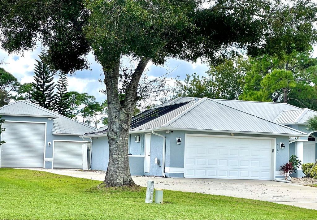 Photo of 4105 Smokey Pines Court, Fort Pierce, FL 34951 (MLS # R10917949)