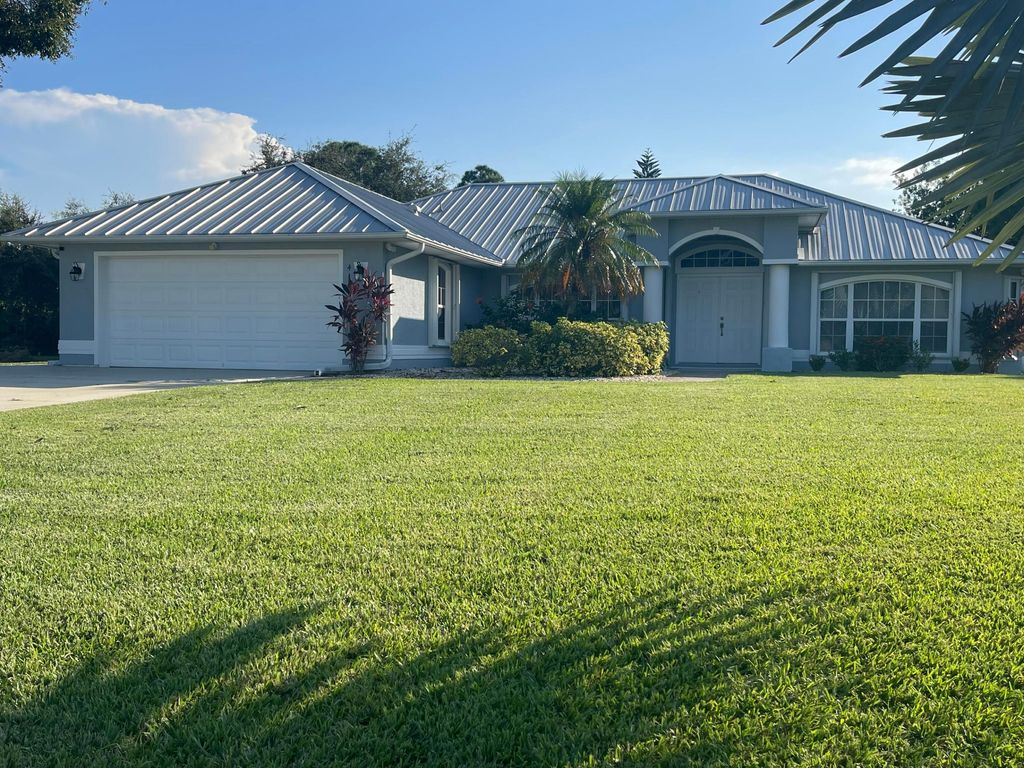 Photo of 4105 Smokey Pines Court, Fort Pierce, FL 34951 (MLS # R10917949)