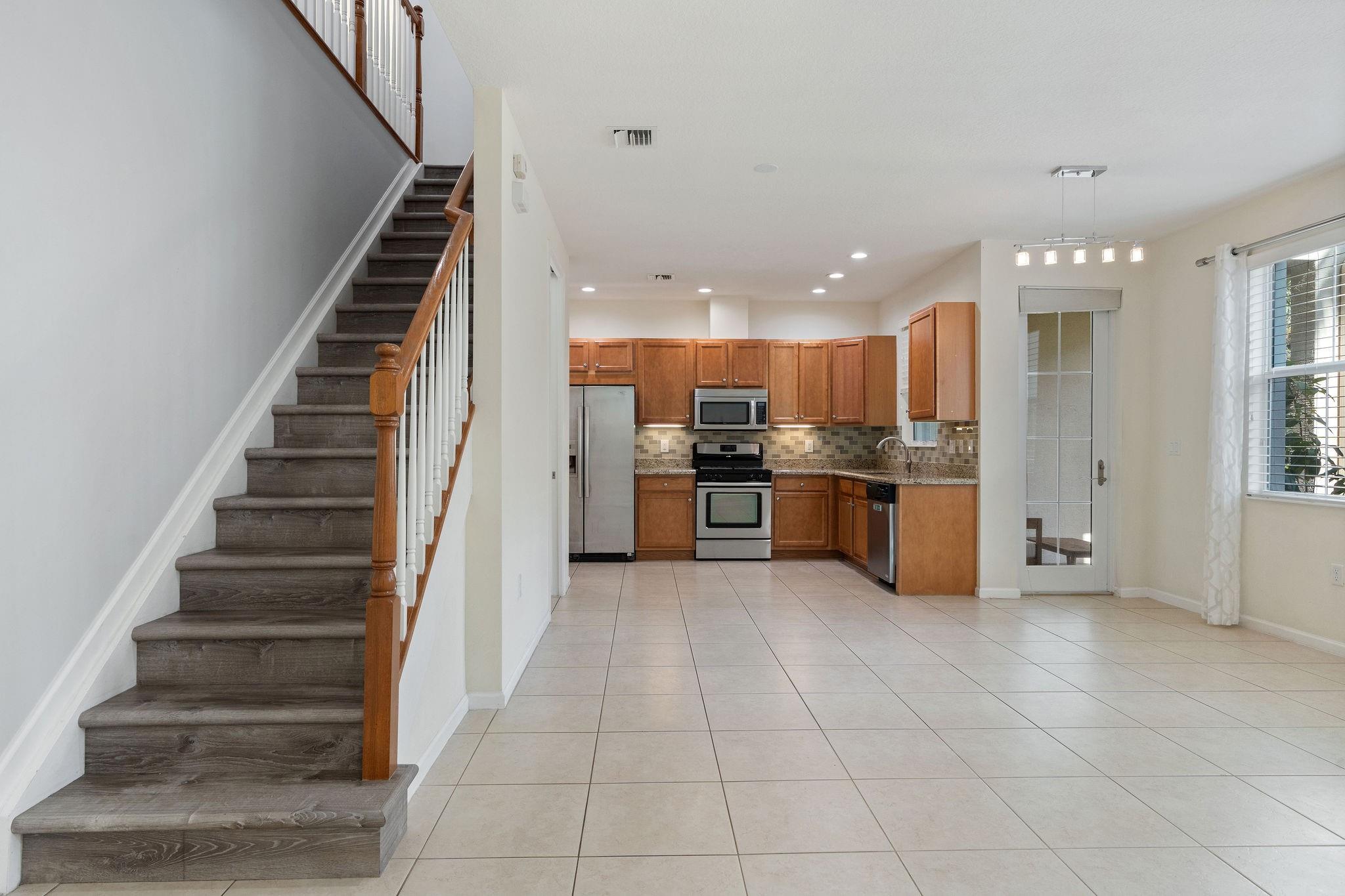 ARTESIA - Residential Lease