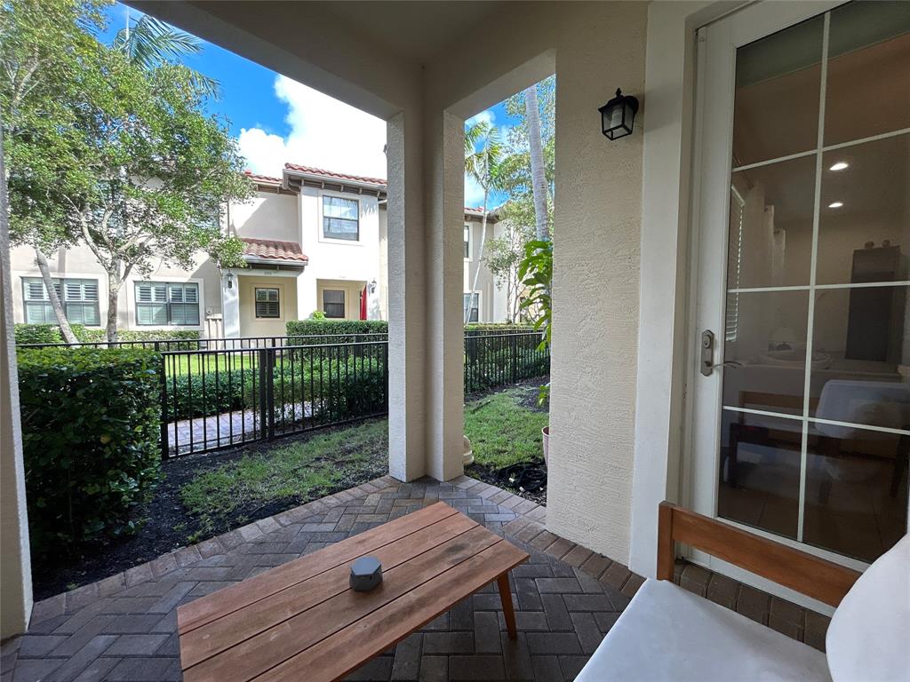 ARTESIA - Residential Lease