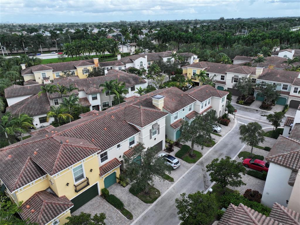 ARTESIA - Residential Lease