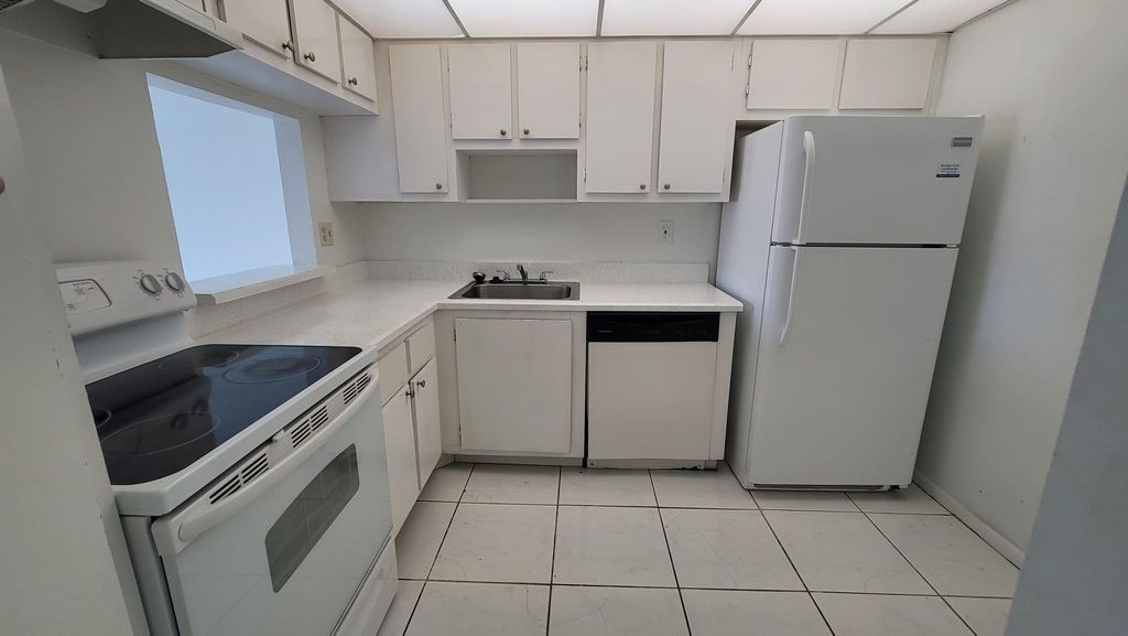 Photo of 4374 NW 9th Avenue #18-3F, Deerfield Beach, FL 33064 (MLS # F10508127)