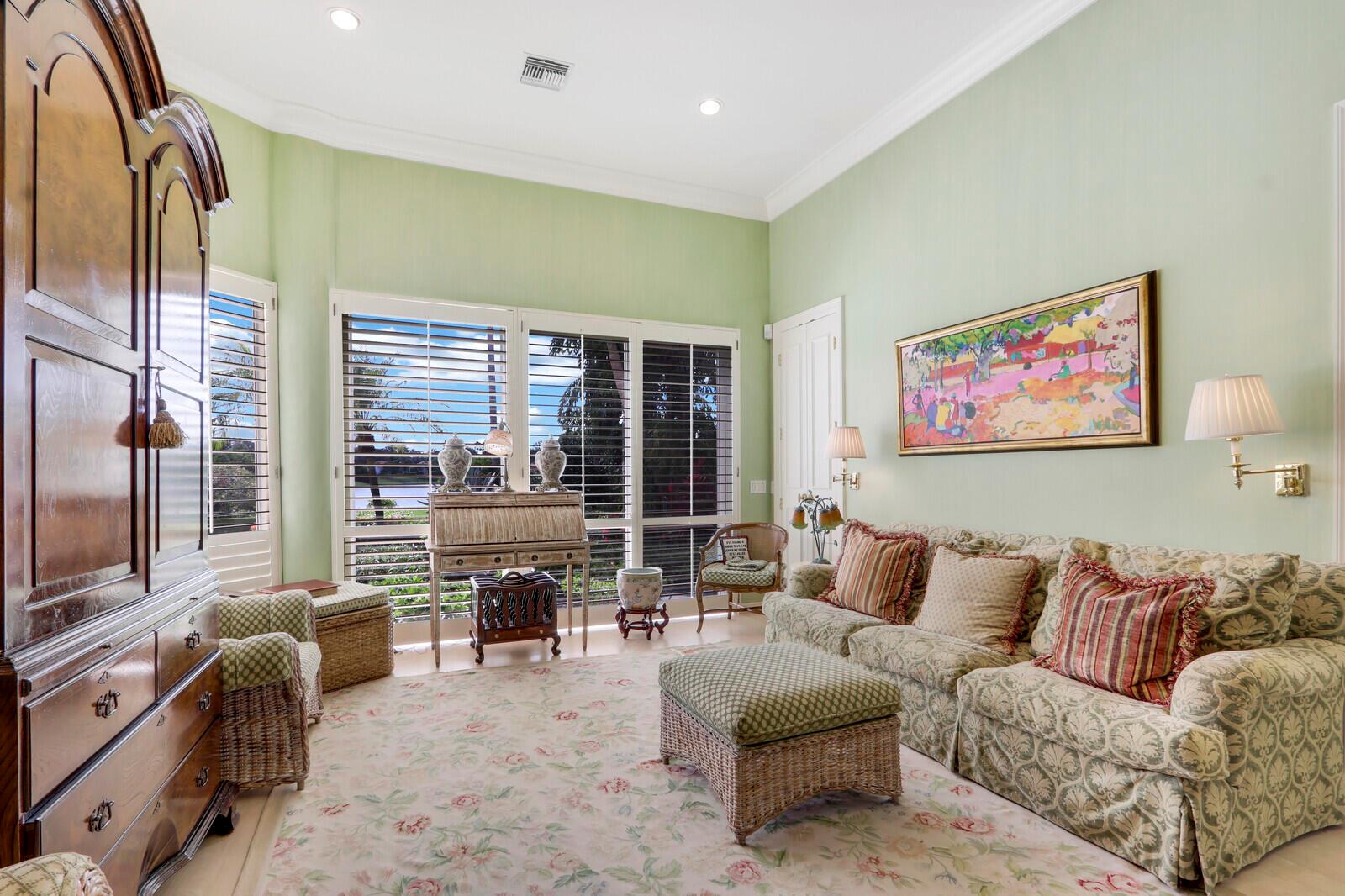 FRENCHMANS CREEK - Residential