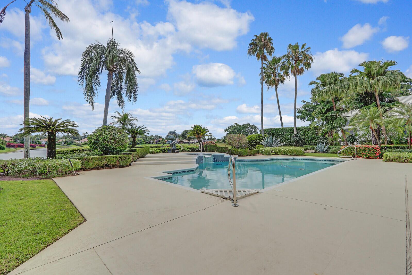 FRENCHMANS CREEK - Residential